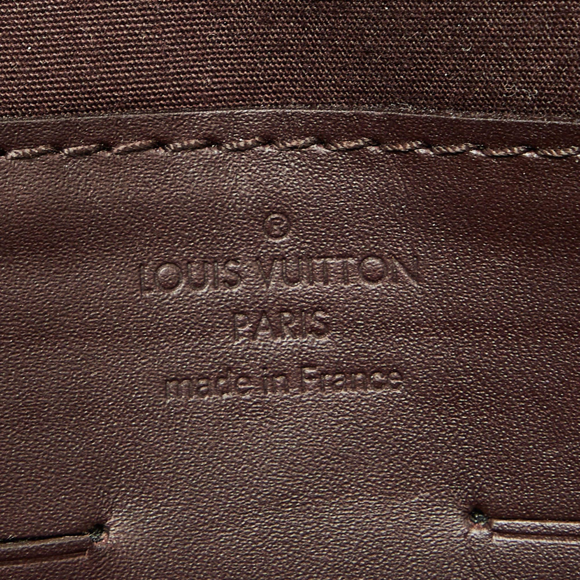 Louis Vuitton Amarante Monogram Vernis Ana Clutch Bag For Sale 1