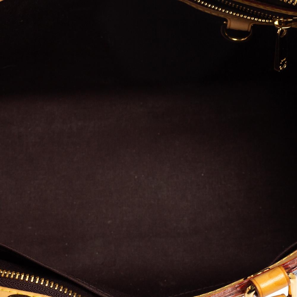 Women's Louis Vuitton Amarante Monogram Vernis and Leather Brea MM Bag