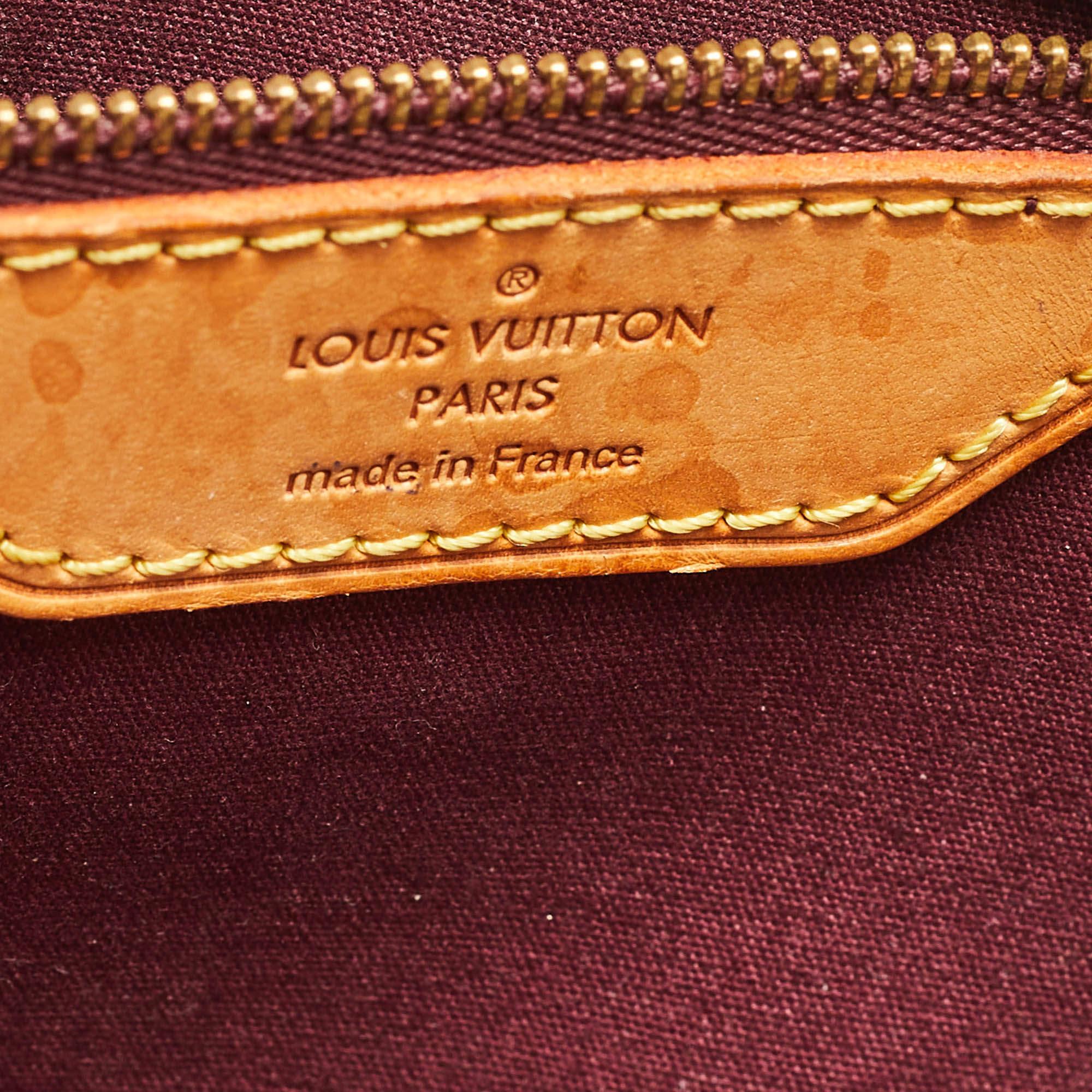 Louis Vuitton Amarante Brea MM Tasche mit Monogramm Vernis und Leder im Angebot 2