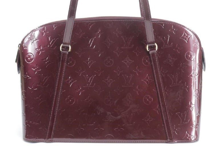 Louis Vuitton Amarante Monogram Vernis Avalon PM Shoulder Bag 18LK01 For  Sale at 1stDibs