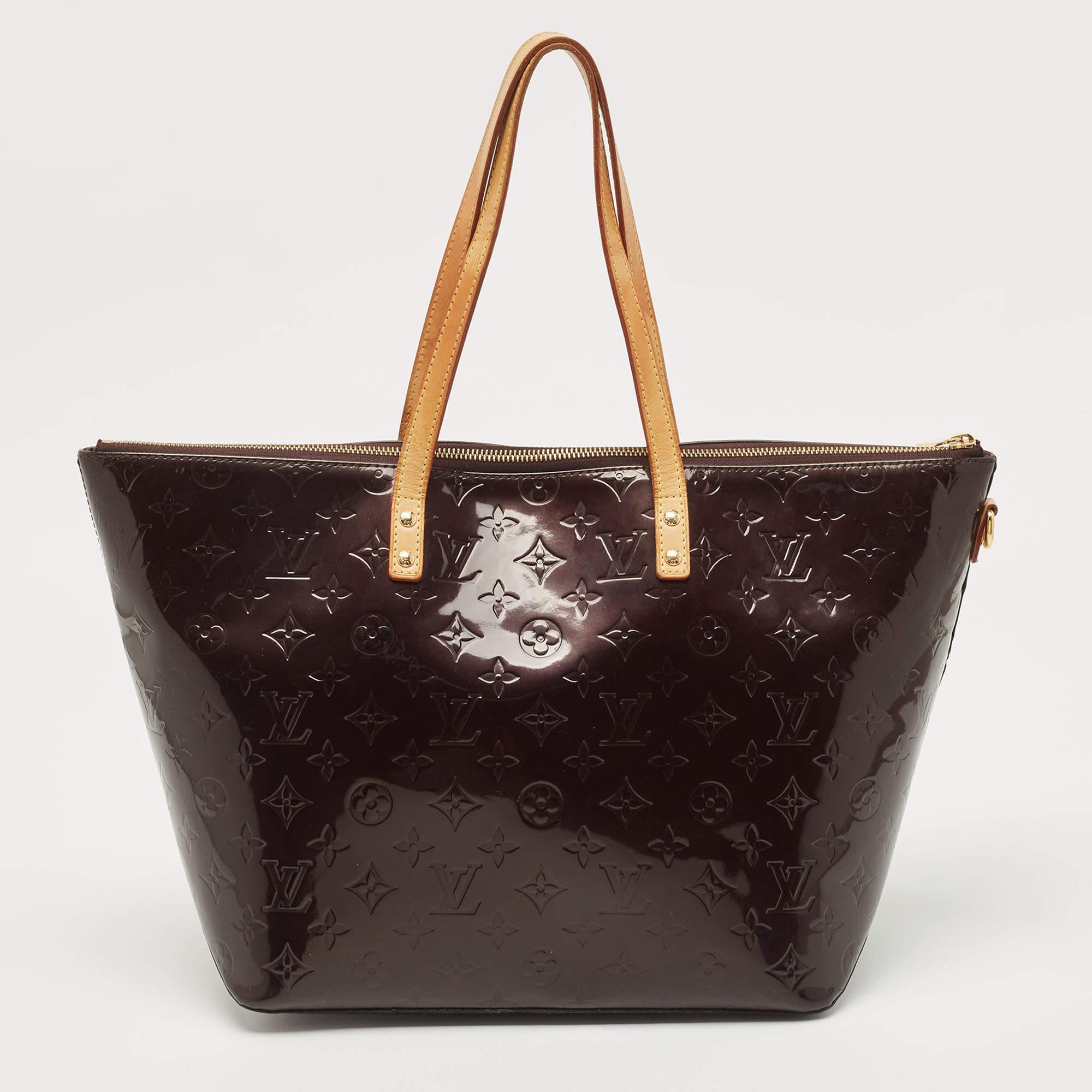 Women's Louis Vuitton Amarante Monogram Vernis Bellevue GM Bag