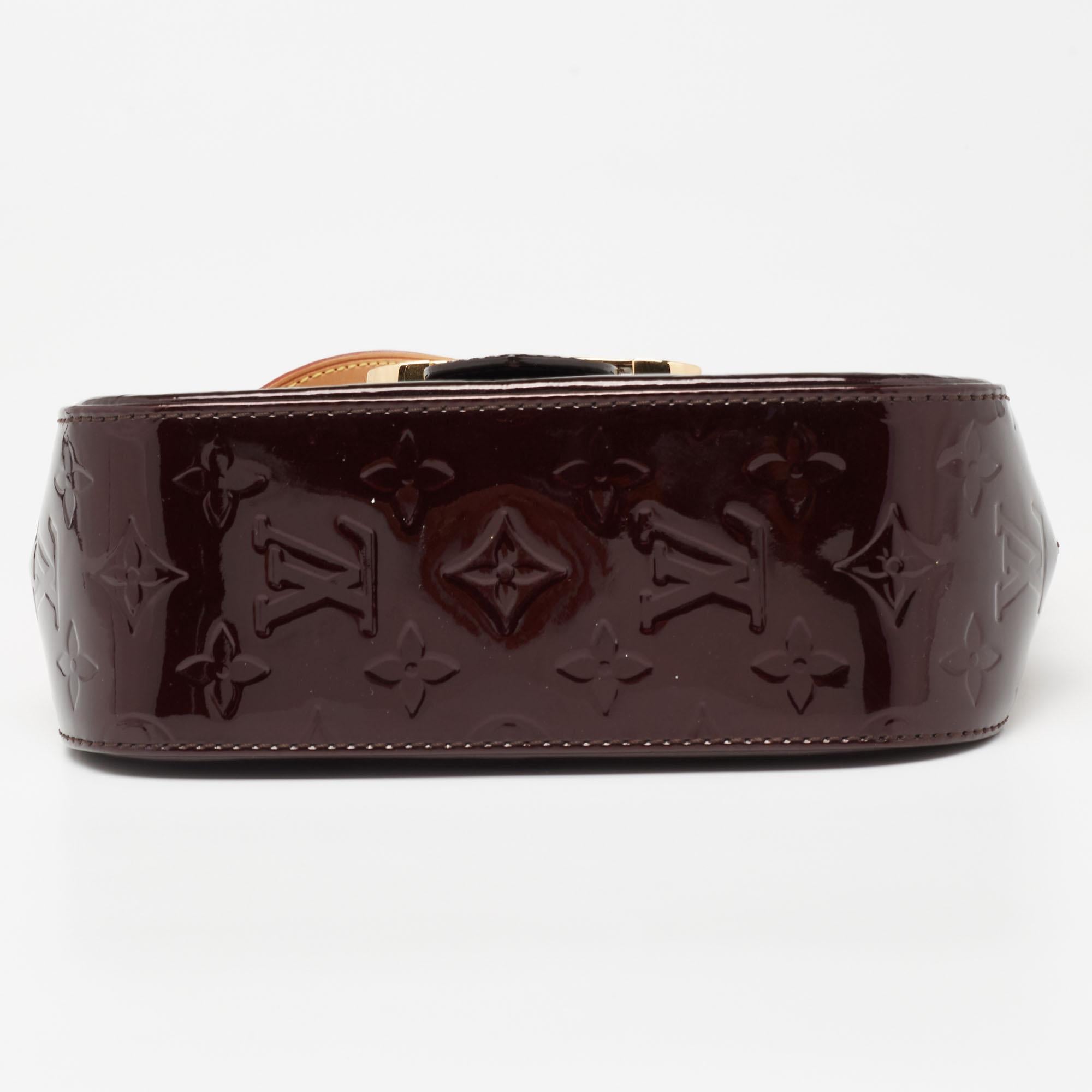 Women's Louis Vuitton Amarante Monogram Vernis Bellflower PM Bag