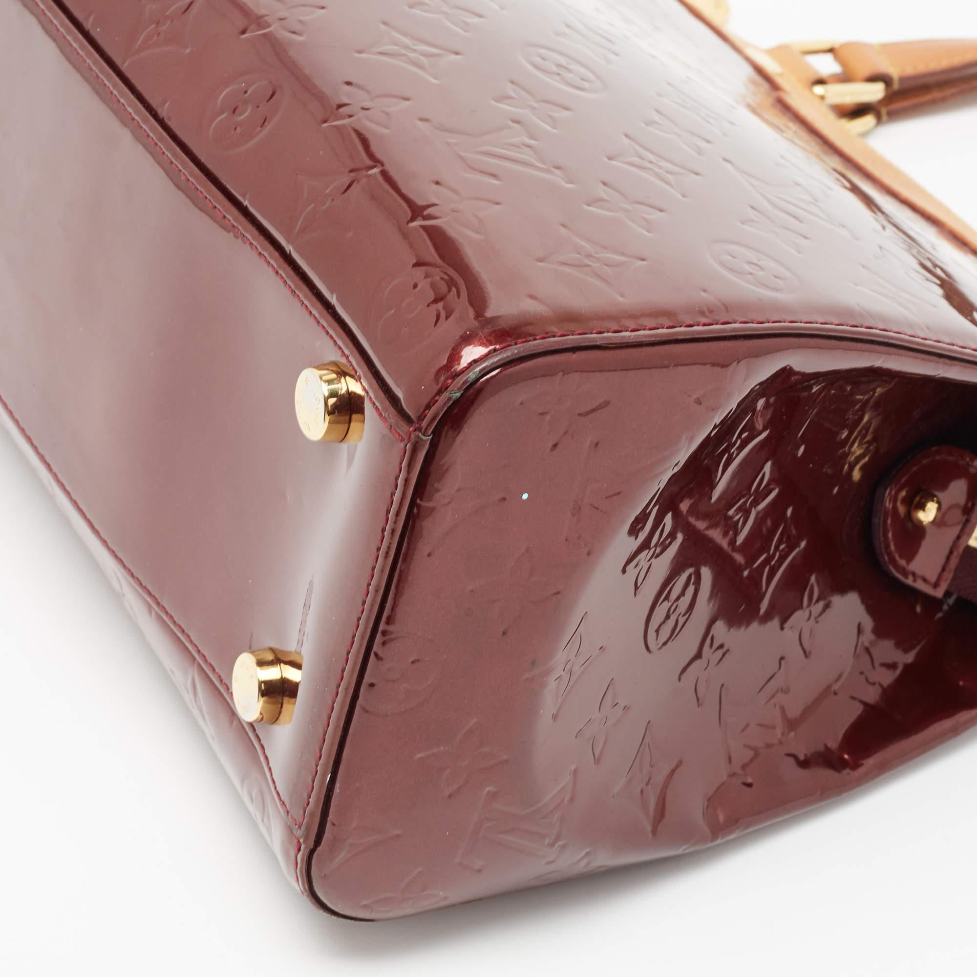 Louis Vuitton Amarante Monogram Vernis Brea GM Bag For Sale 6