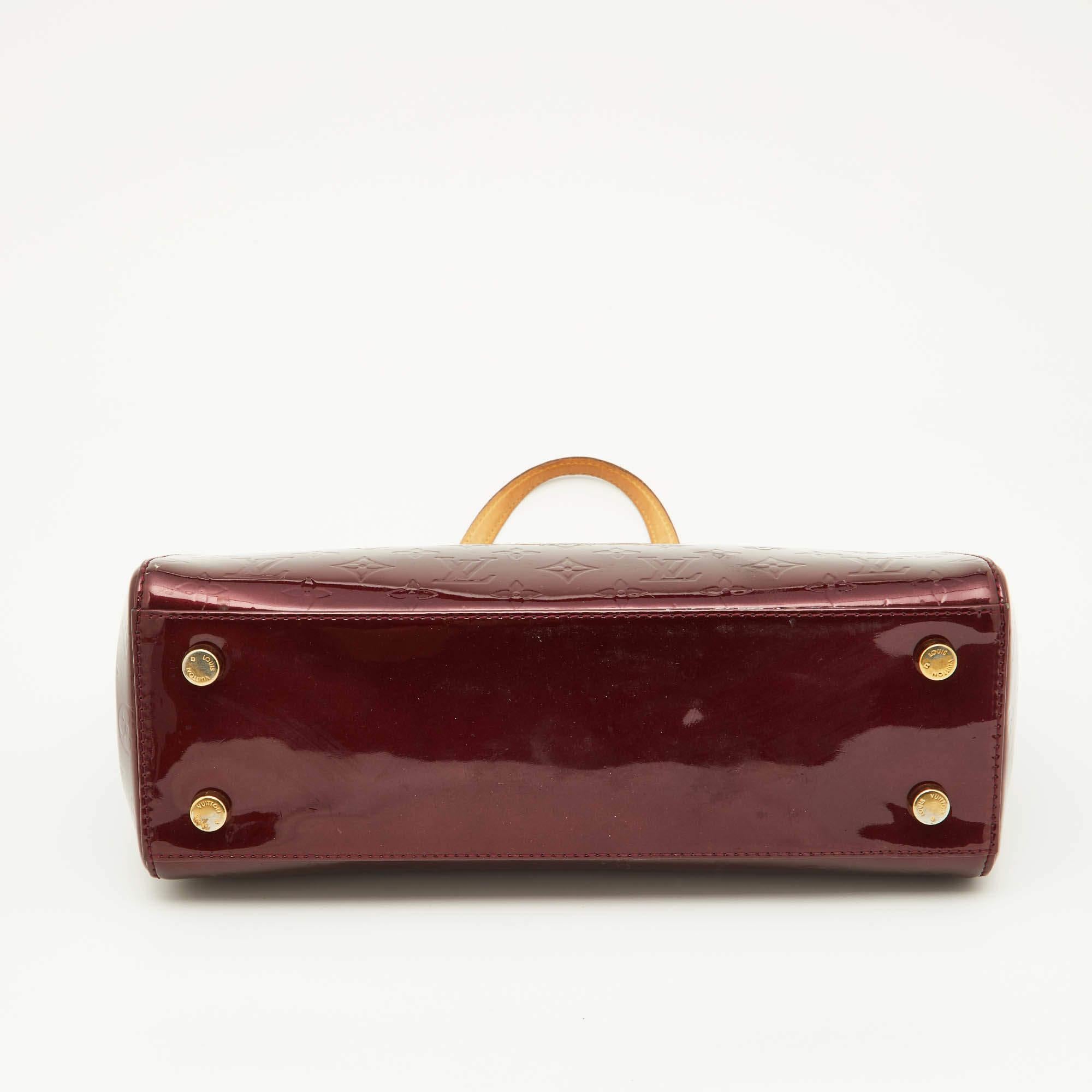 Louis Vuitton Amarante Monogram Vernis Brea MM Bag For Sale 6