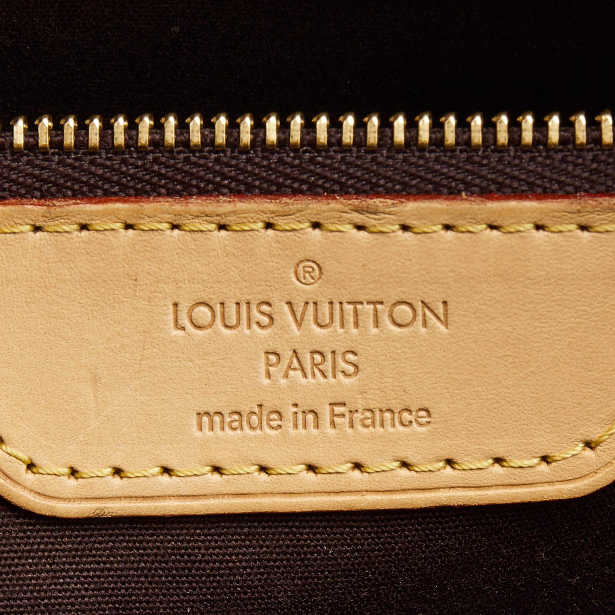 Louis Vuitton Amarante Monogram Vernis Brea MM Bag In Good Condition For Sale In Dubai, Al Qouz 2