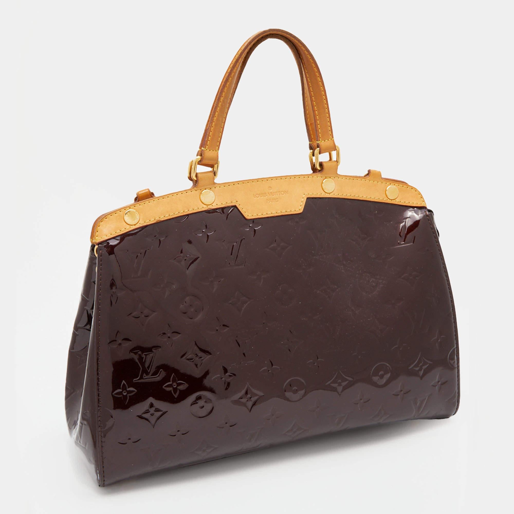 Women's Louis Vuitton Amarante Monogram Vernis Brea MM Bag For Sale
