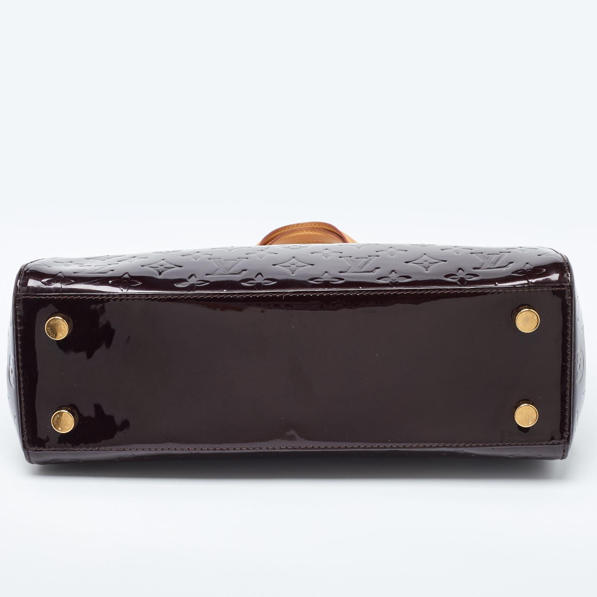 Louis Vuitton Amarante Monogram Vernis Brea MM Bag For Sale 1