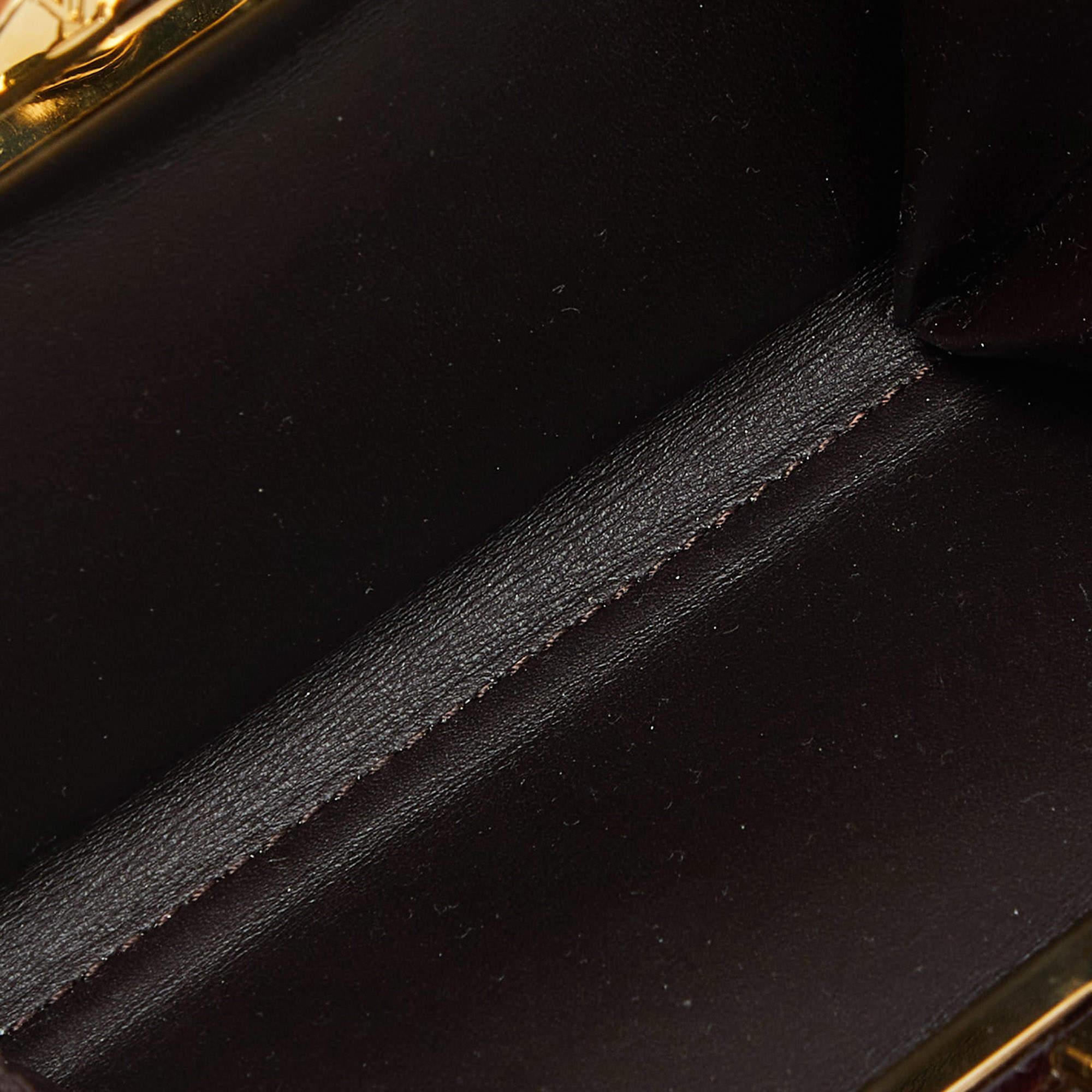 Louis Vuitton Amarante Monogram Vernis French Wallet In Good Condition For Sale In Dubai, Al Qouz 2
