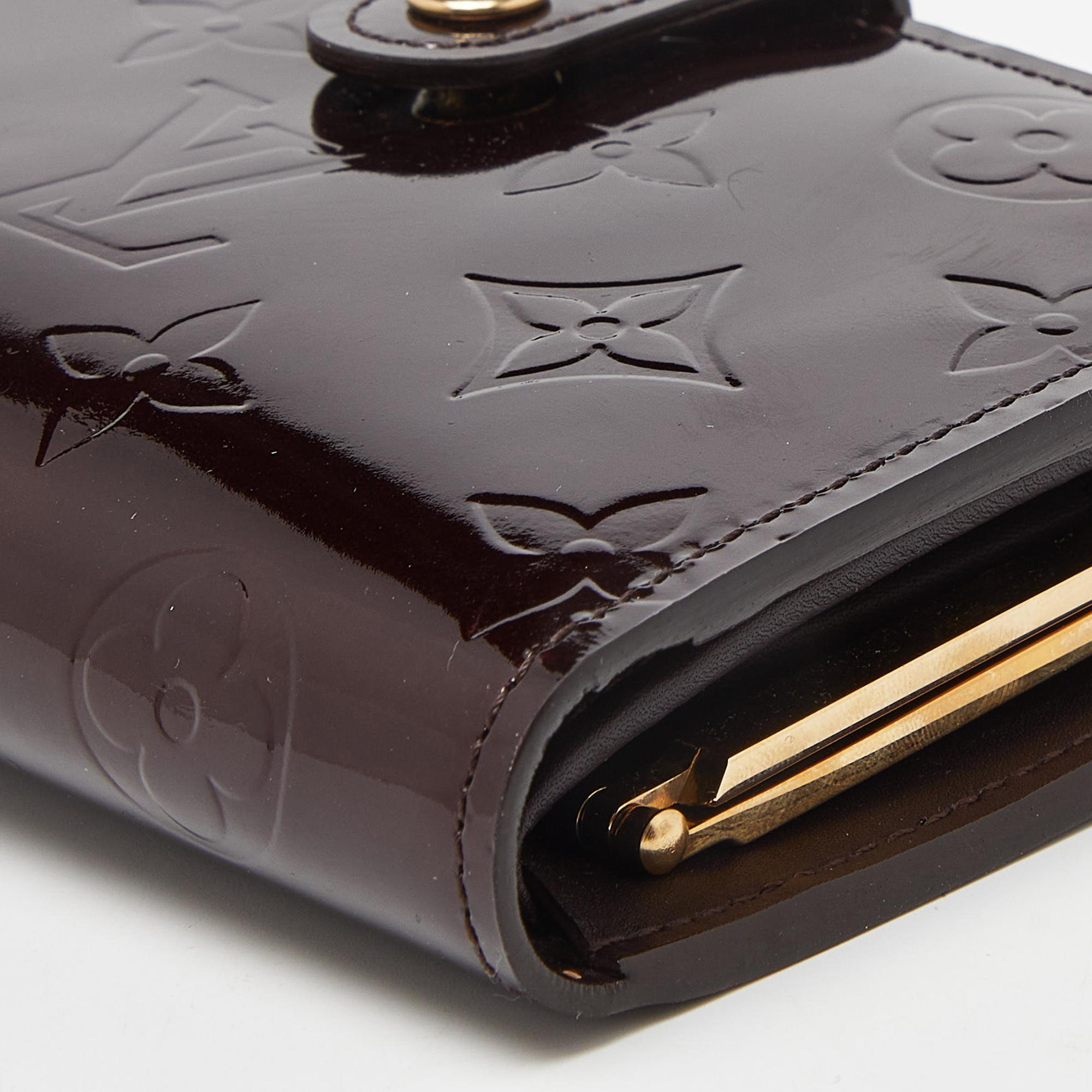 Louis Vuitton Amarante Monogram Vernis Leather French Wallet For Sale 6
