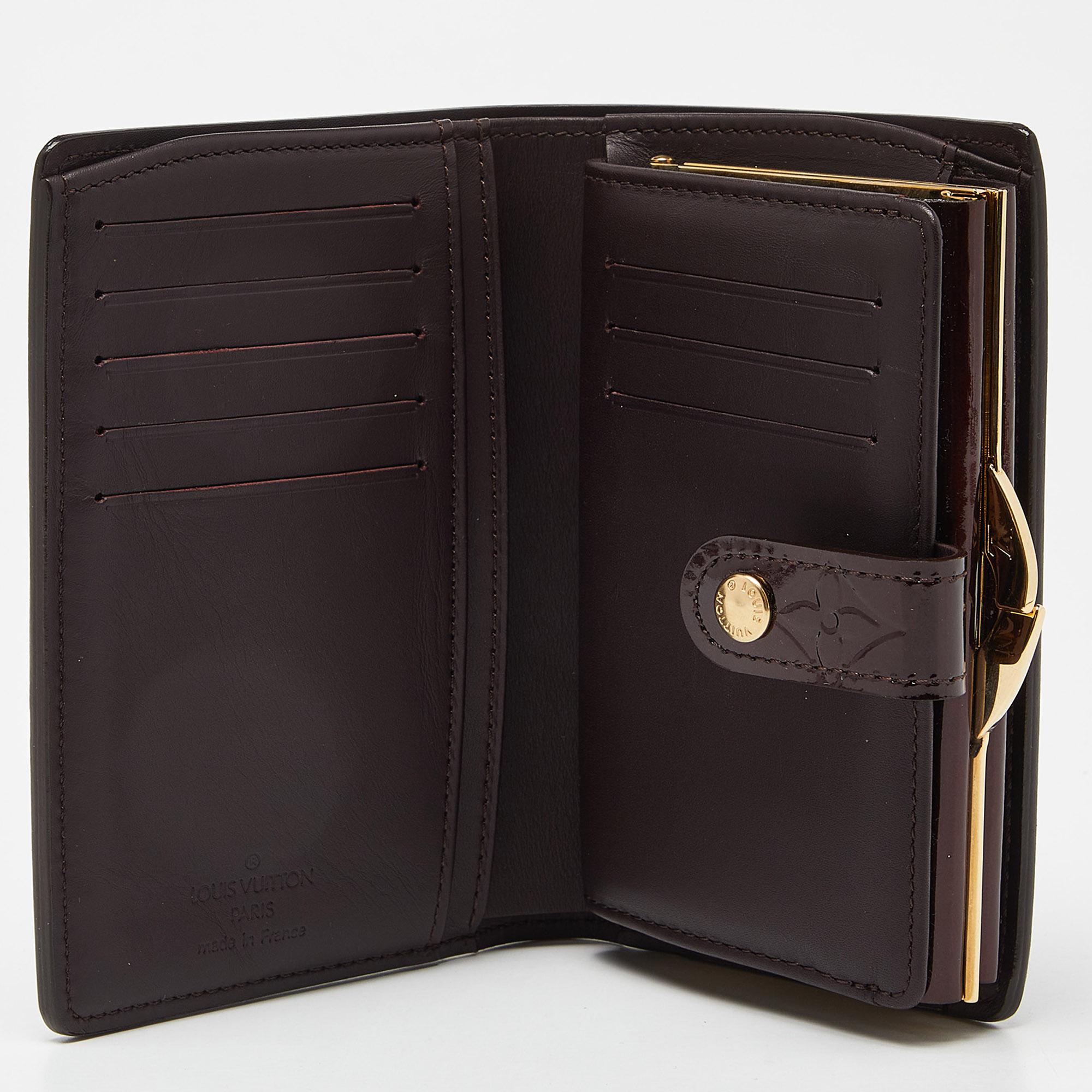 Louis Vuitton Amarante Monogram Vernis Leather French Wallet For Sale 4