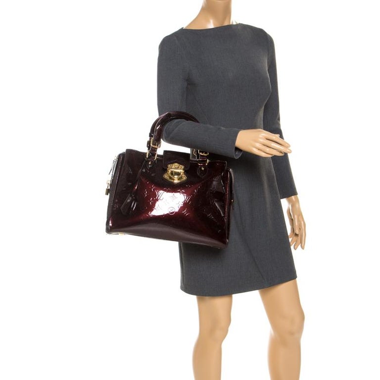 Louis Vuitton Amarante Monogram Vernis Melrose Avenue Bag For Sale at ...