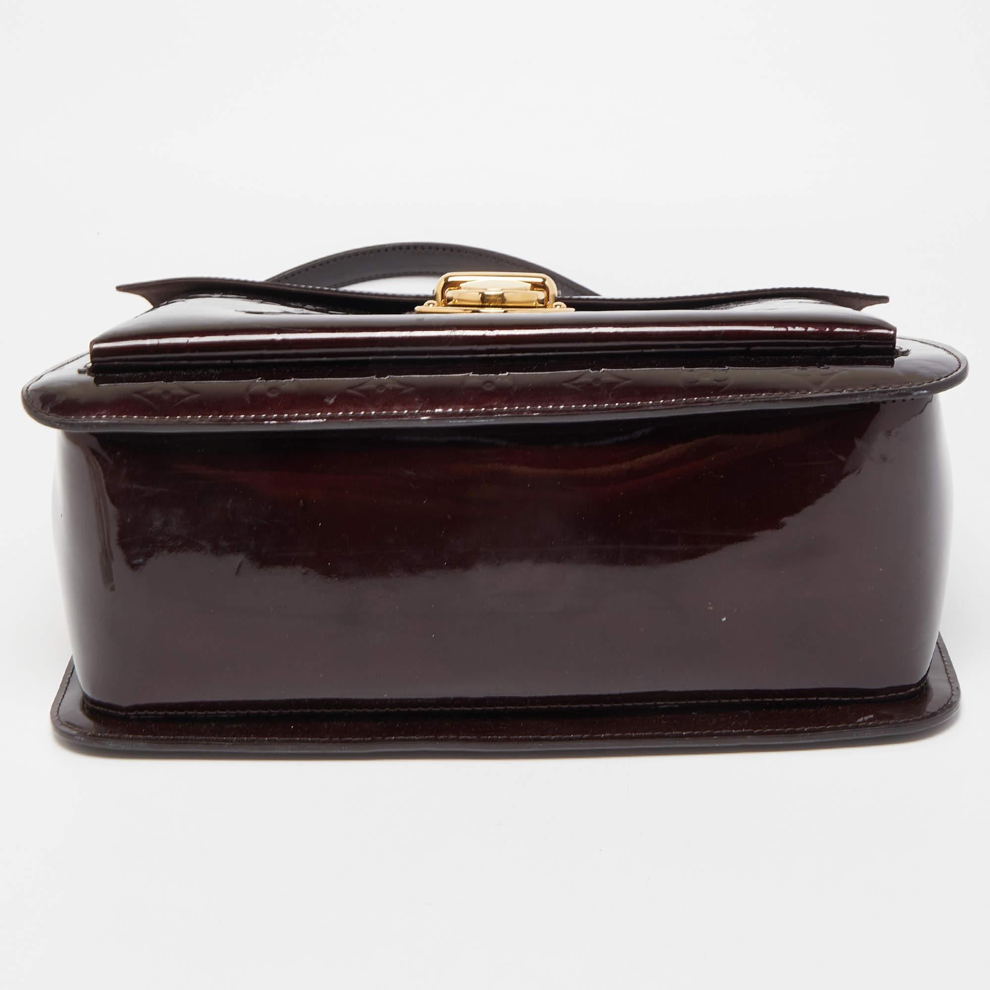 Louis Vuitton Amarante Monogram Vernis Mirada Bag In Good Condition In Dubai, Al Qouz 2