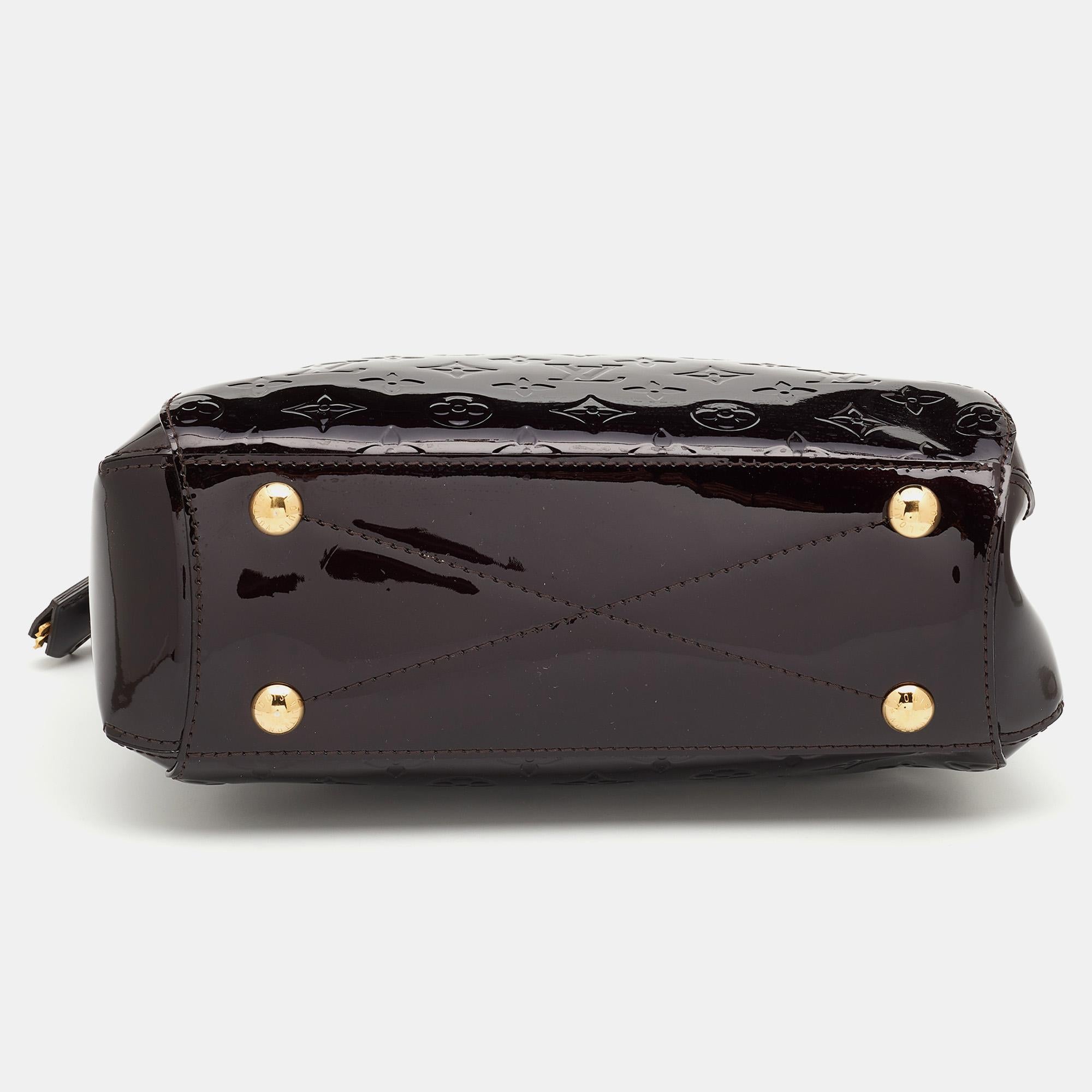 Louis Vuitton Amarante Monogram Vernis Montaigne BB Bag In Good Condition In Dubai, Al Qouz 2