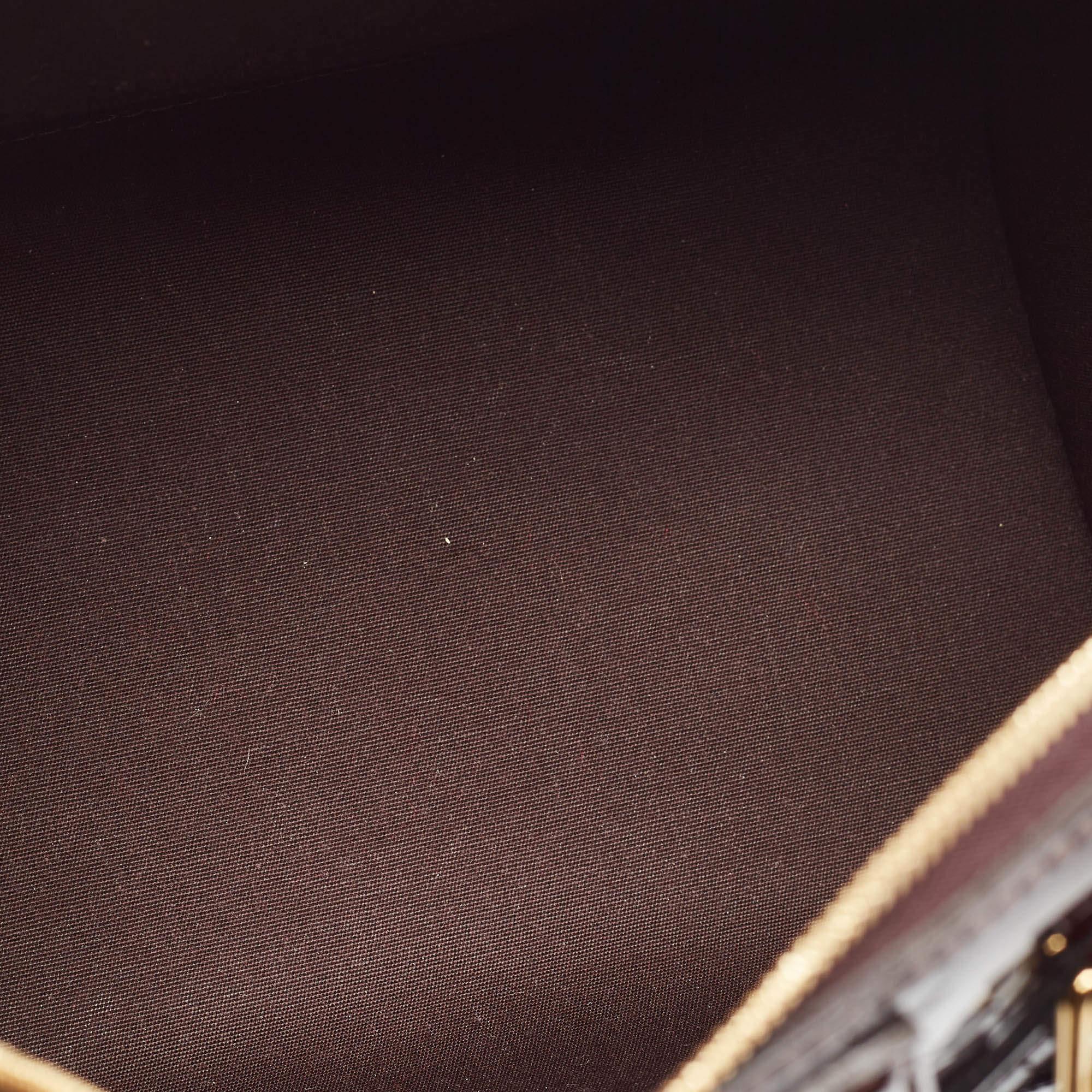 Louis Vuitton Amarante Monogram Vernis Montana Bag For Sale 3