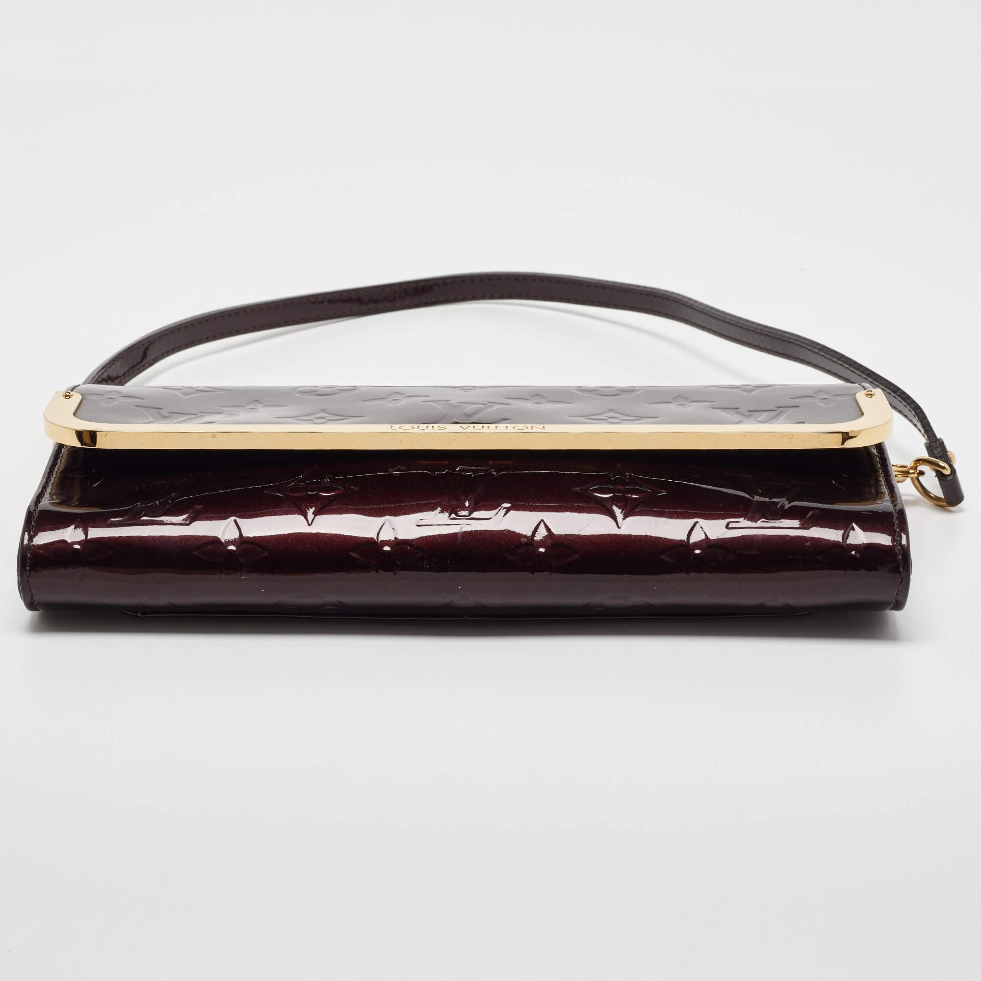 Louis Vuitton Amarante Monogram Vernis Rossmore MM Bag For Sale 7