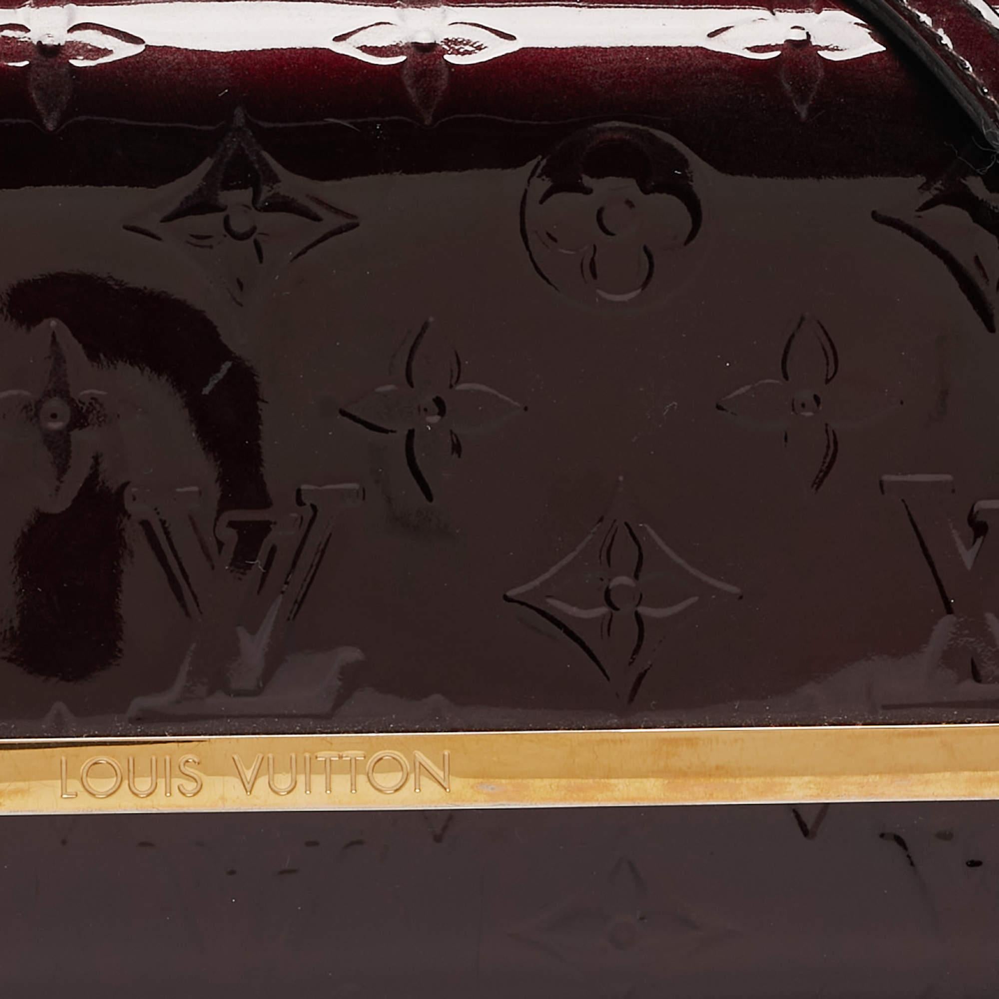 Louis Vuitton Amarante Monogram Vernis Rossmore MM Bag 9