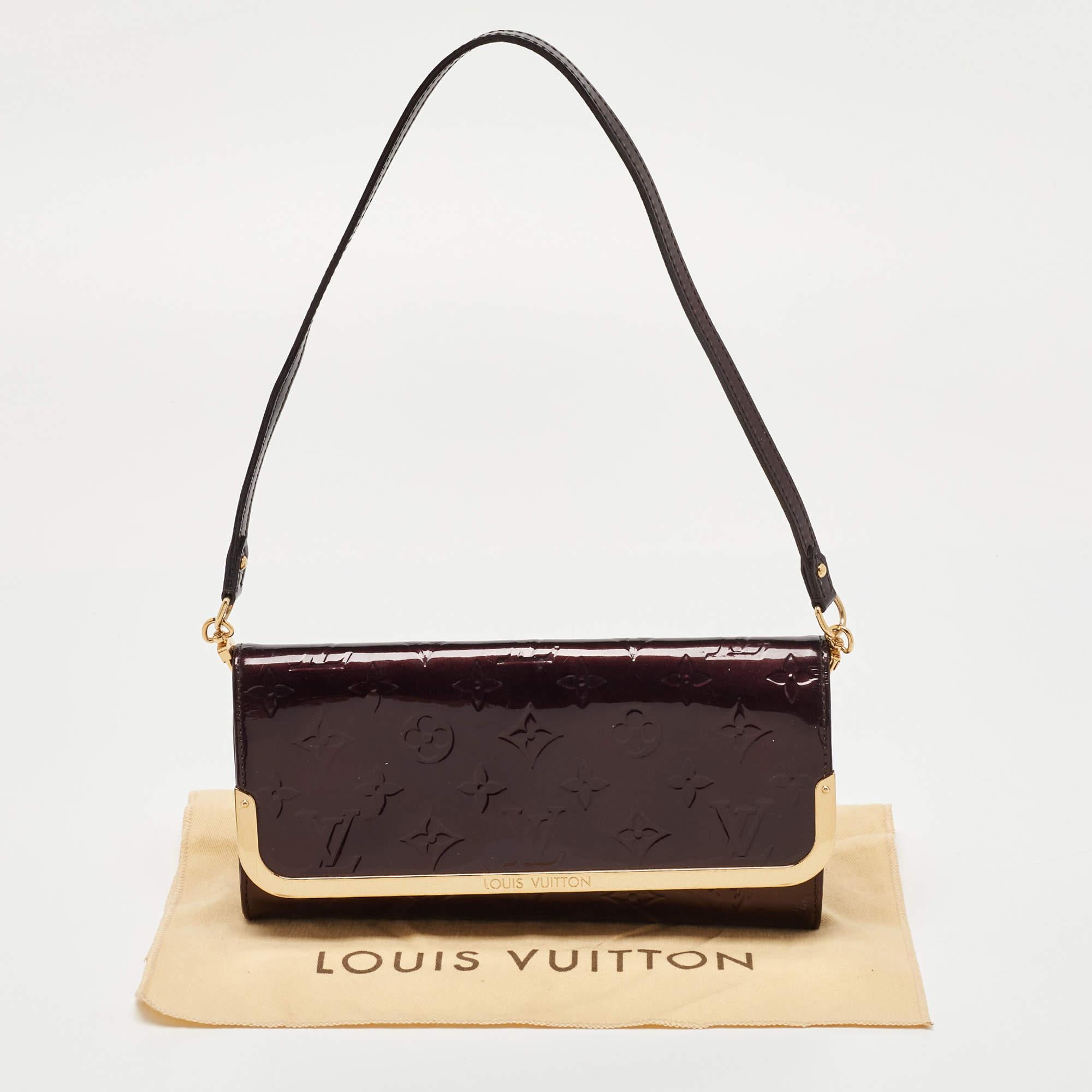 Louis Vuitton Amarante Monogram Vernis Rossmore MM Bag For Sale 10