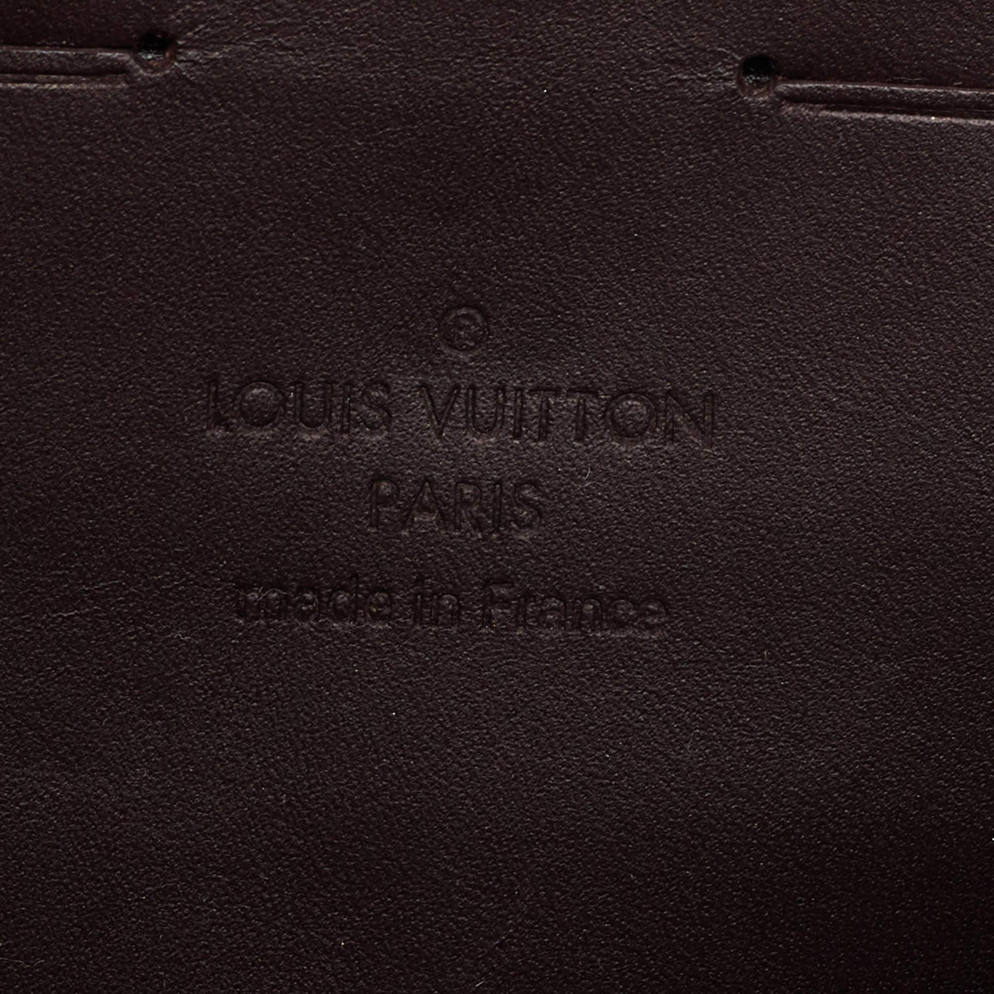 Louis Vuitton Amarante Monogram Vernis Rossmore MM Bag For Sale 1