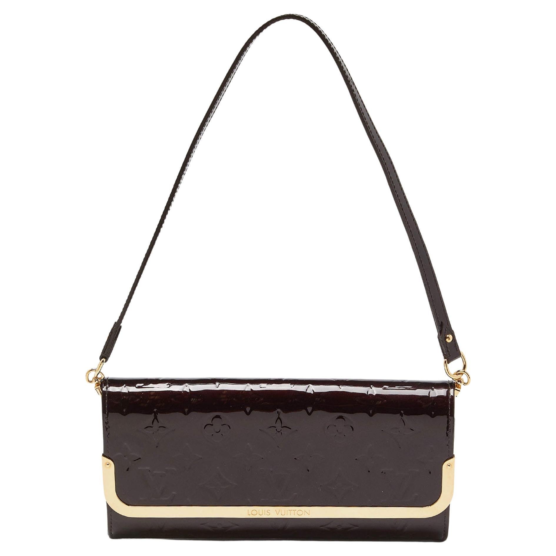 Louis Vuitton Amarante Monogram Vernis Rossmore MM Bag For Sale