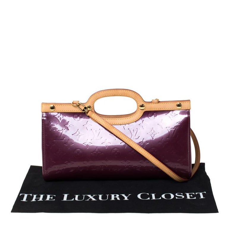 Louis Vuitton Amarante Monogram Vernis Roxbury Drive Bag For Sale at  1stDibs