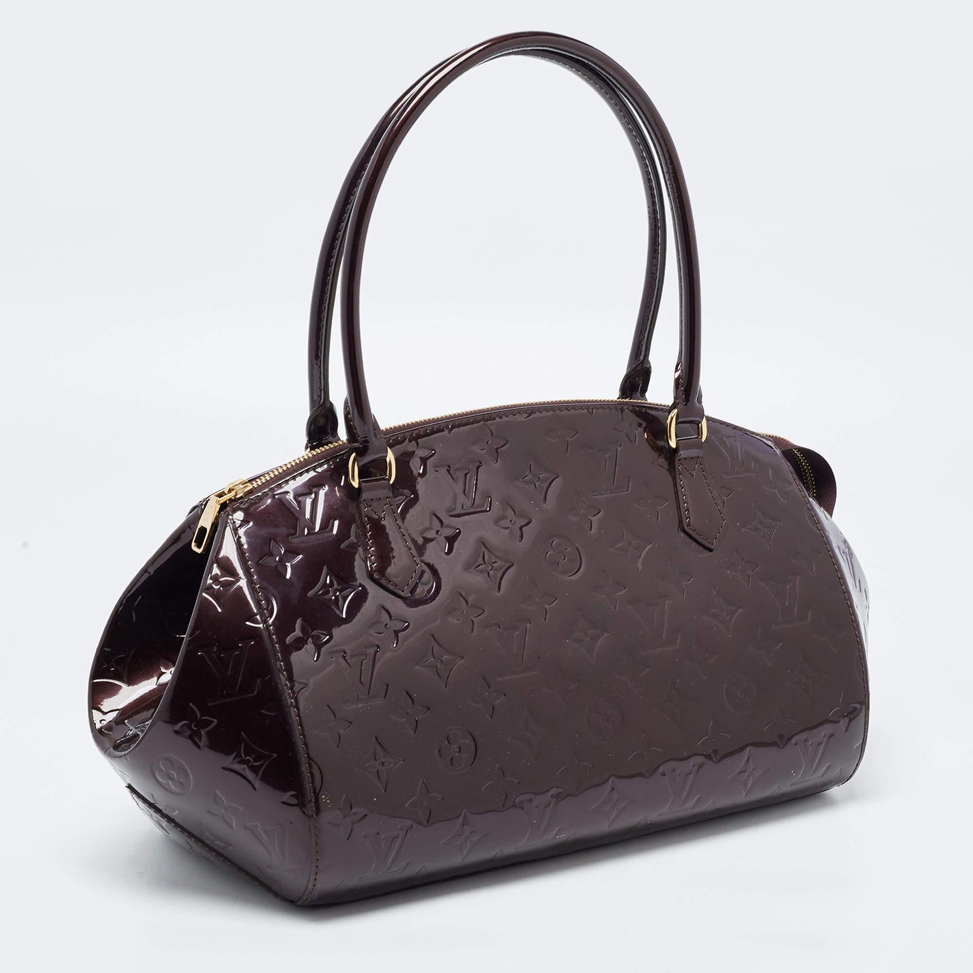 Women's Louis Vuitton Amarante Monogram Vernis Sherwood GM Bag