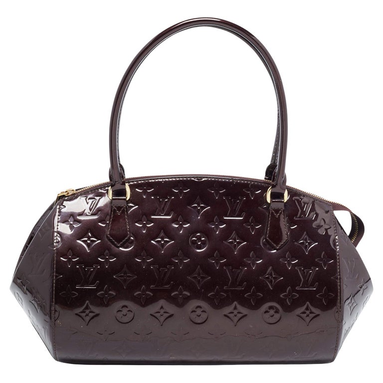 Louis Vuitton Christie Vernis Gm 869973 Brown Patent Leather Cross Body Bag  For Sale at 1stDibs