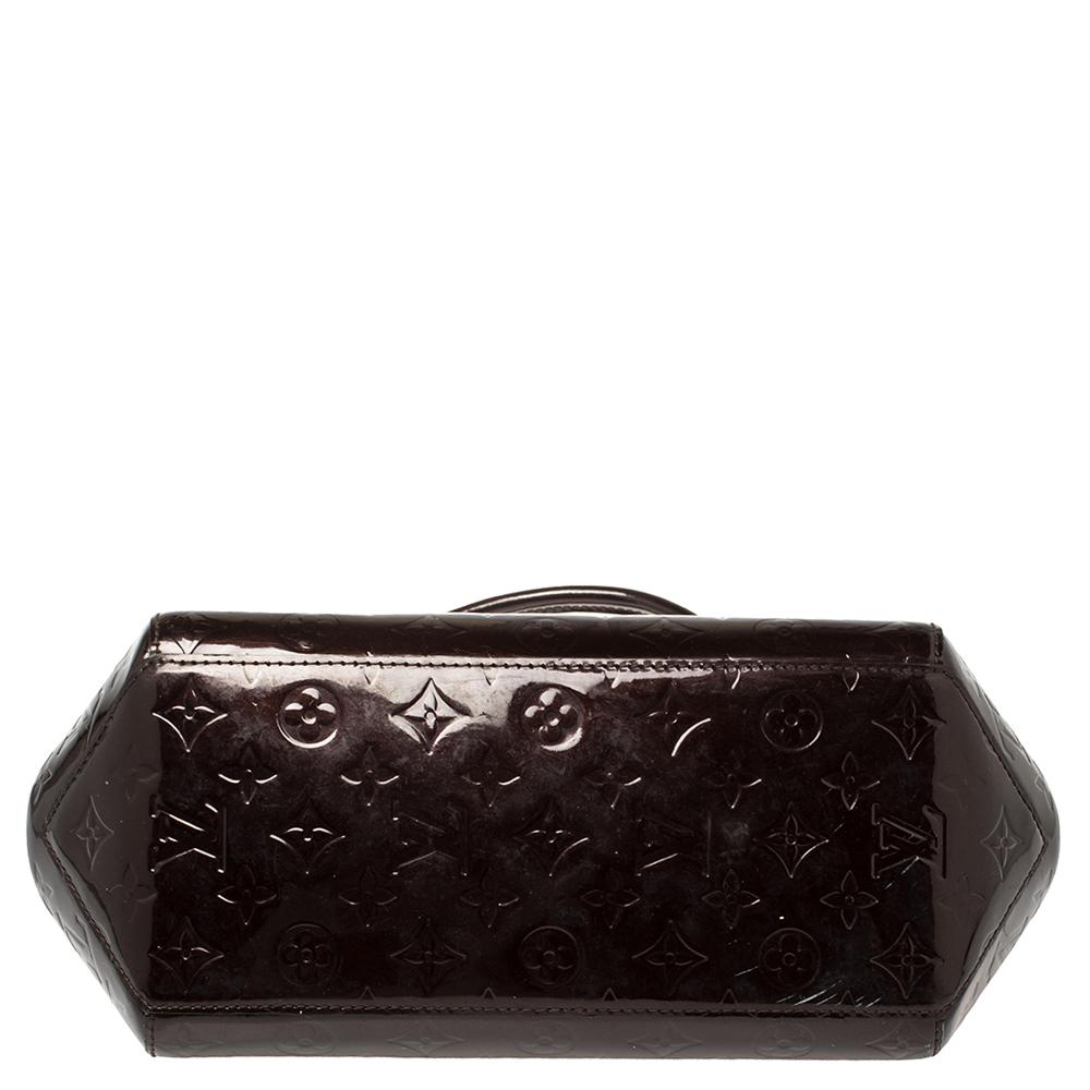 Louis Vuitton Amarante Monogram Vernis Sherwood PM Bag In Fair Condition In Dubai, Al Qouz 2