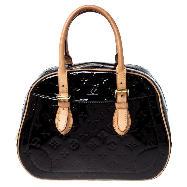 Louis Vuitton Amarante Monogram Vernis Summit Drive Bag For Sale at 1stdibs