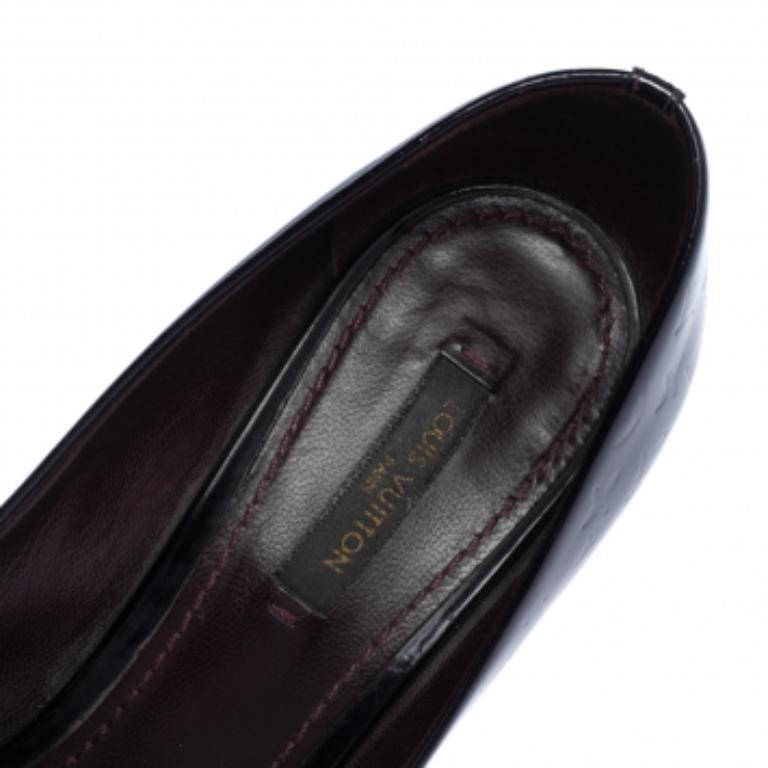 Women's Louis Vuitton Amarante Monogram Vernis True Peep Toe Platform Pumps Size 37.5 For Sale