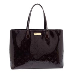 Amarante Monogrammierte Vernis Wilshire MM Tasche von Louis Vuitton