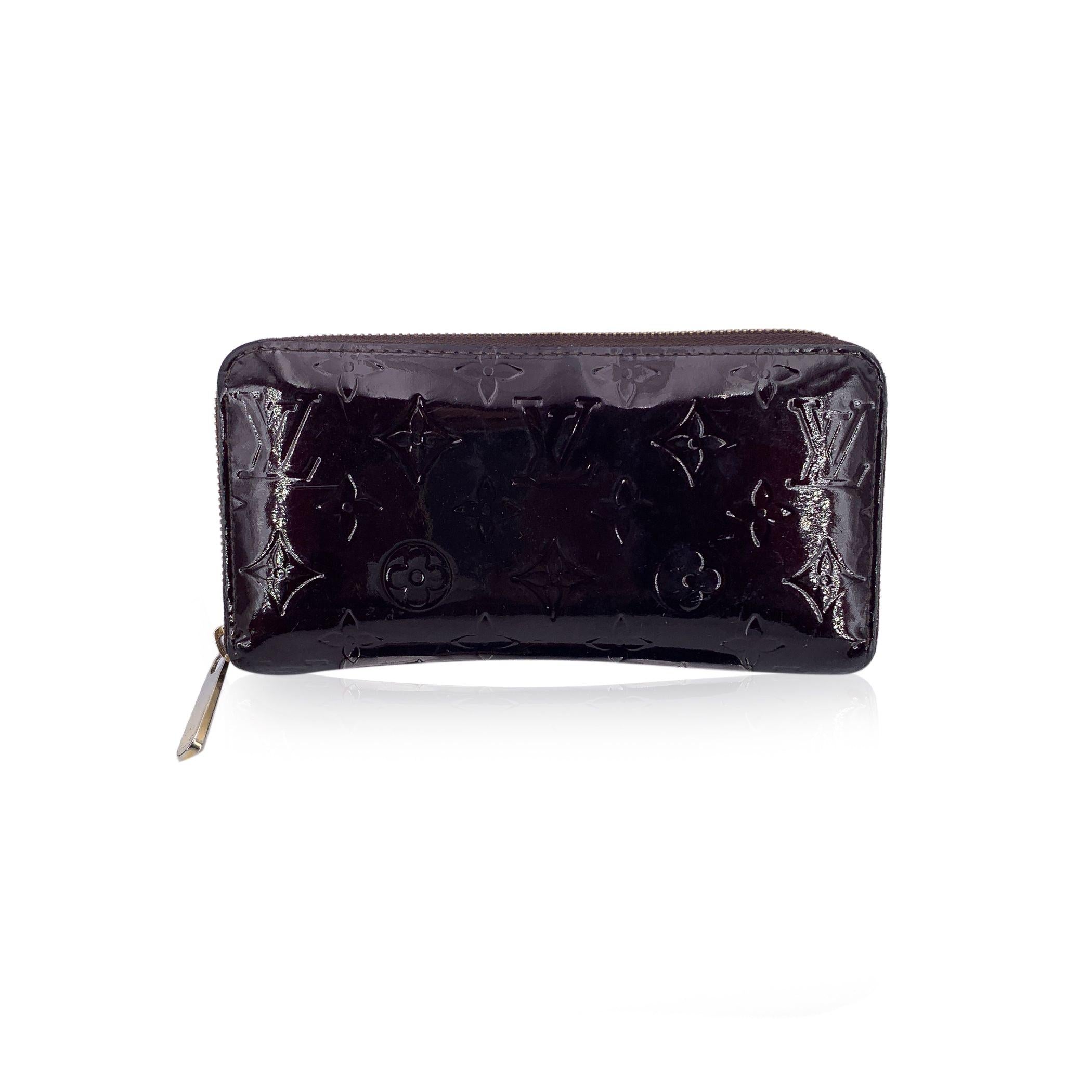 Black Louis Vuitton Amarante Monogram Vernis Zippy Long Wallet For Sale