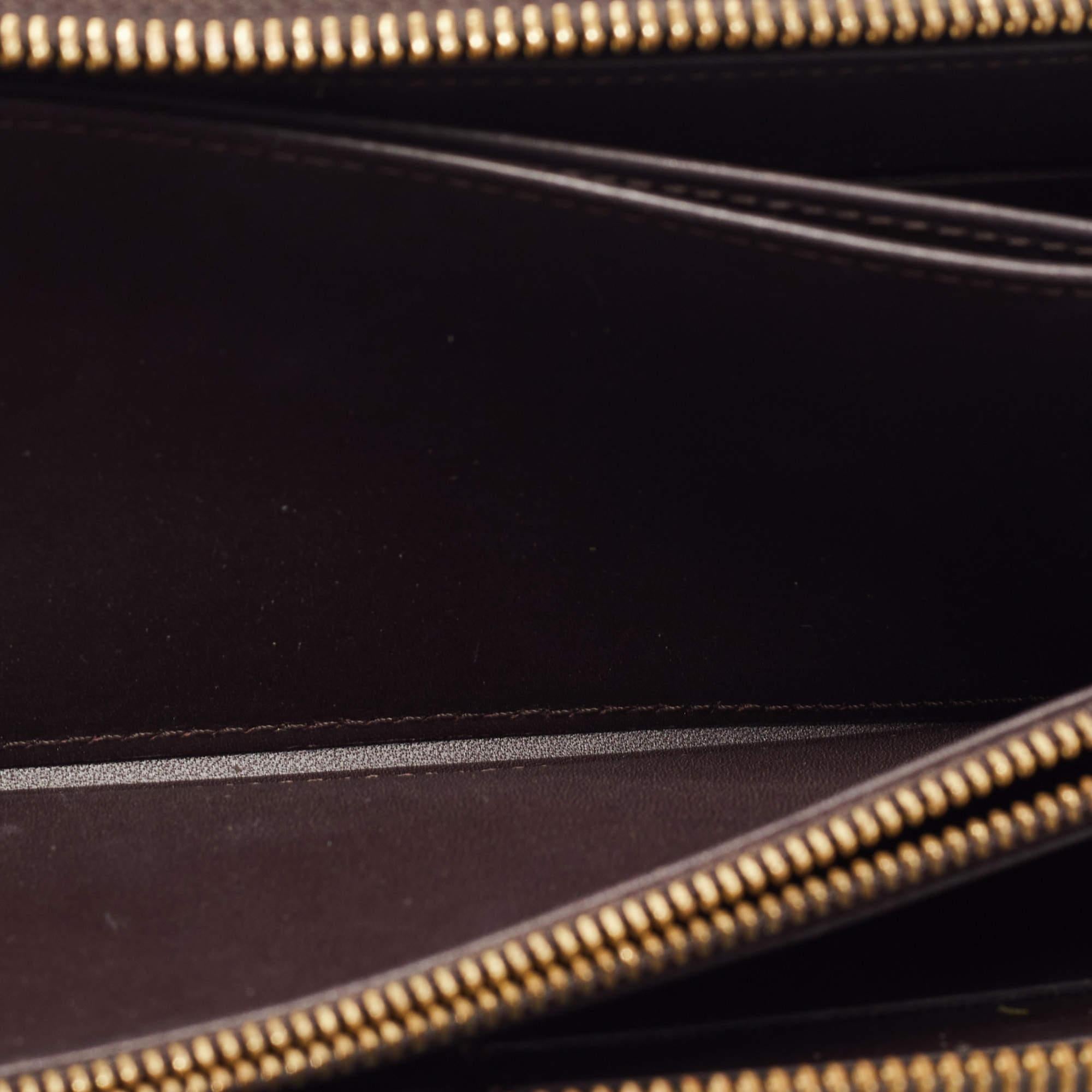 Louis Vuitton Amarante Monogram Vernis Zippy Wallet For Sale 7