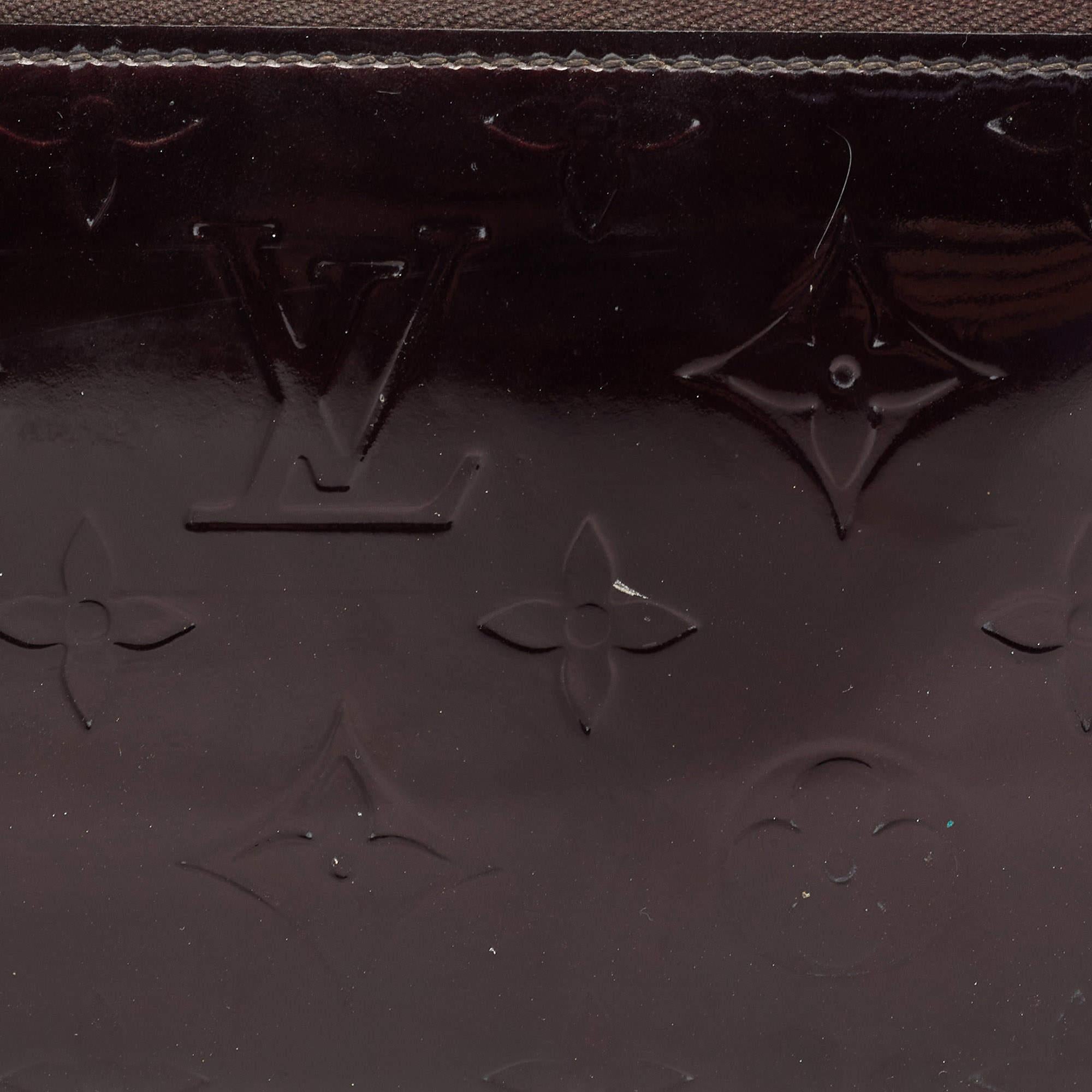 Louis Vuitton Amarante Monogram Vernis Zippy Wallet For Sale 13
