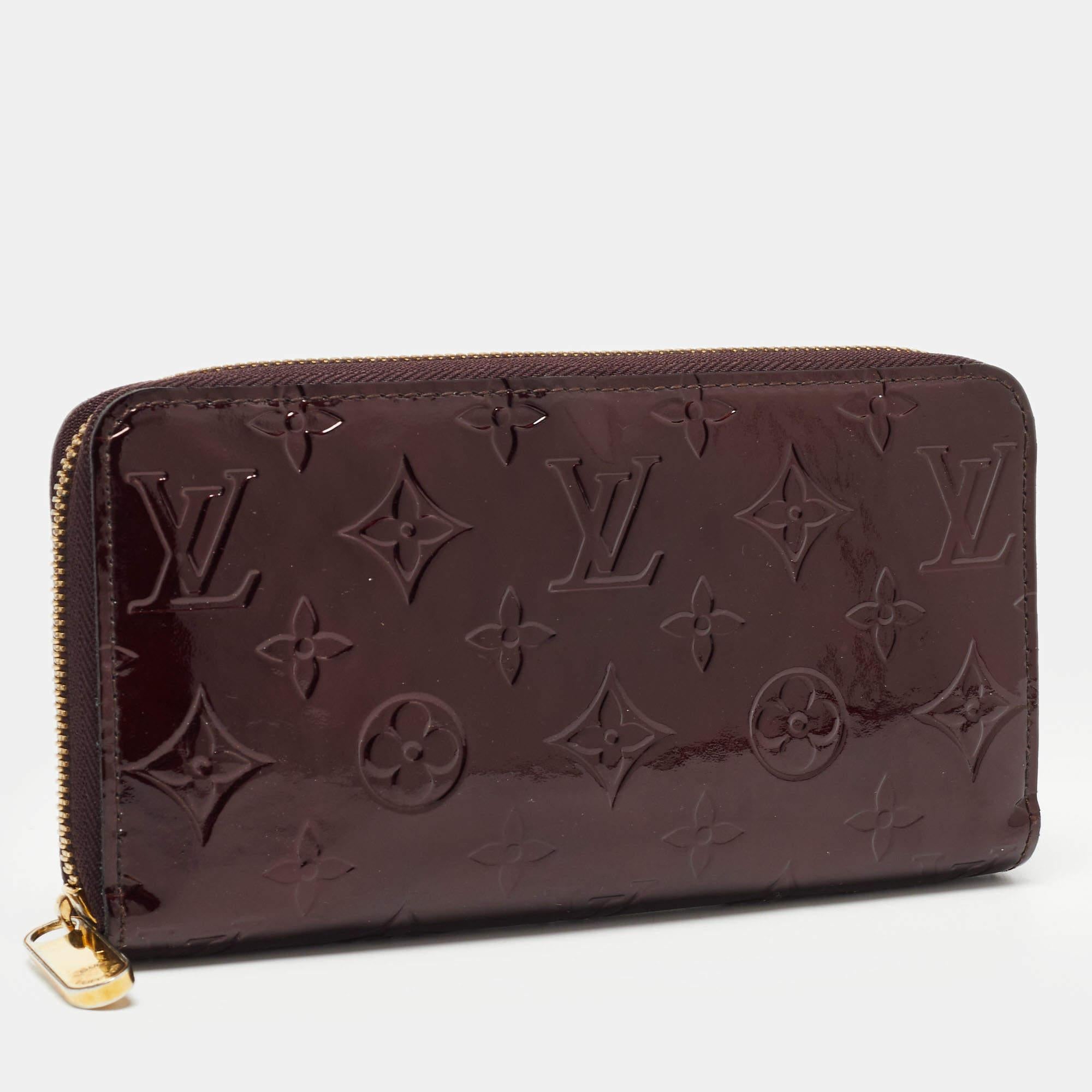 Black Louis Vuitton Amarante Monogram Vernis Zippy Wallet