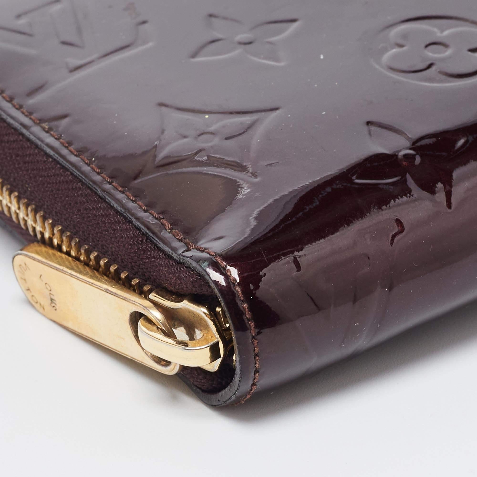Louis Vuitton Amarante Monogram Vernis Zippy Wallet For Sale 4