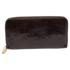 Louis Vuitton Black Monogram Vernis Sarah Compact Wallet - Ann's Fabulous  Closeouts