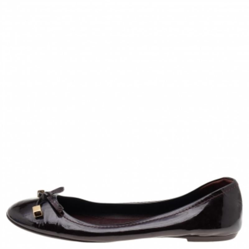 Louis Vuitton Ballerine in pelle verniciata taglia 40,5 in vendita 1