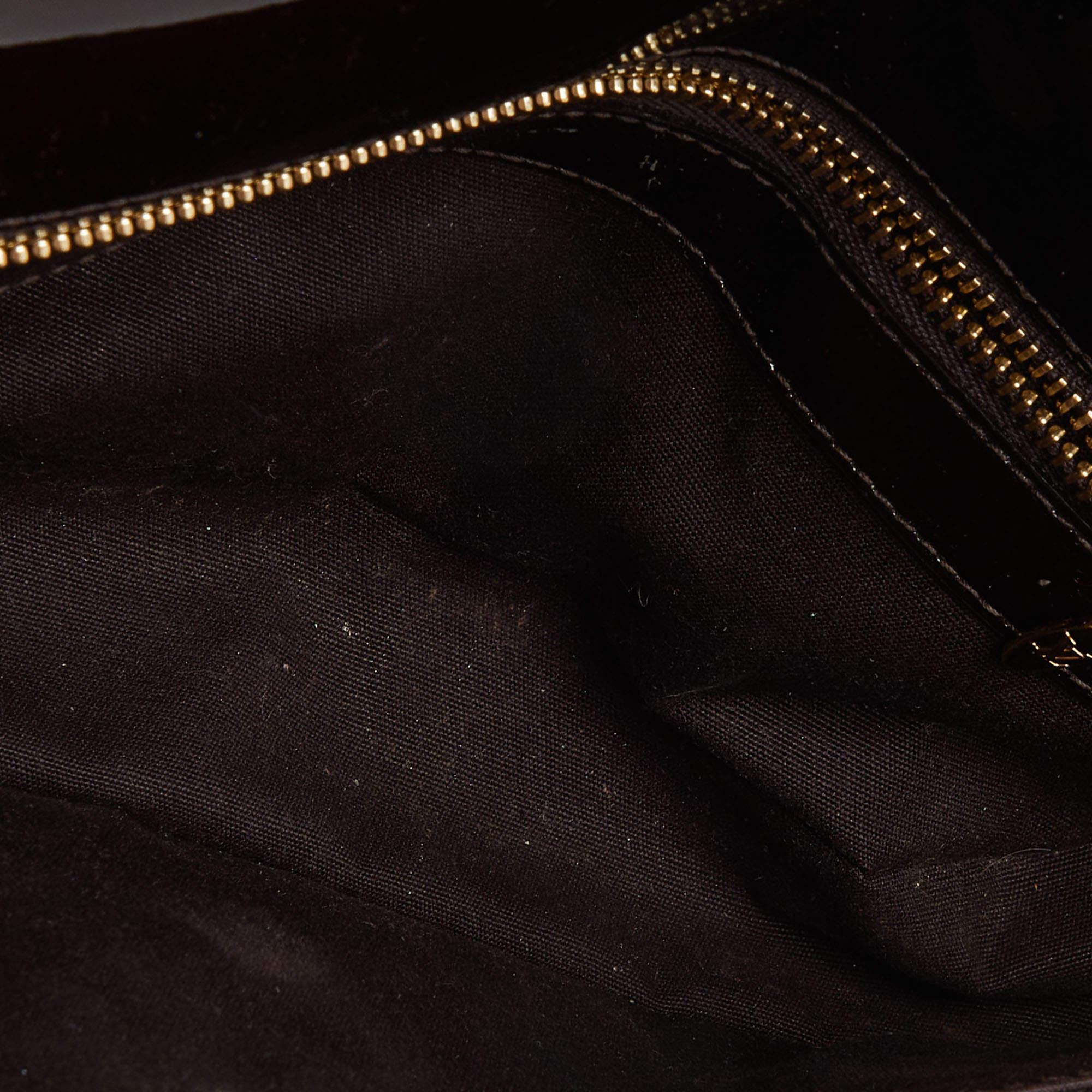 Louis Vuitton Amarante Patent Leather Sobe Clutch For Sale 4