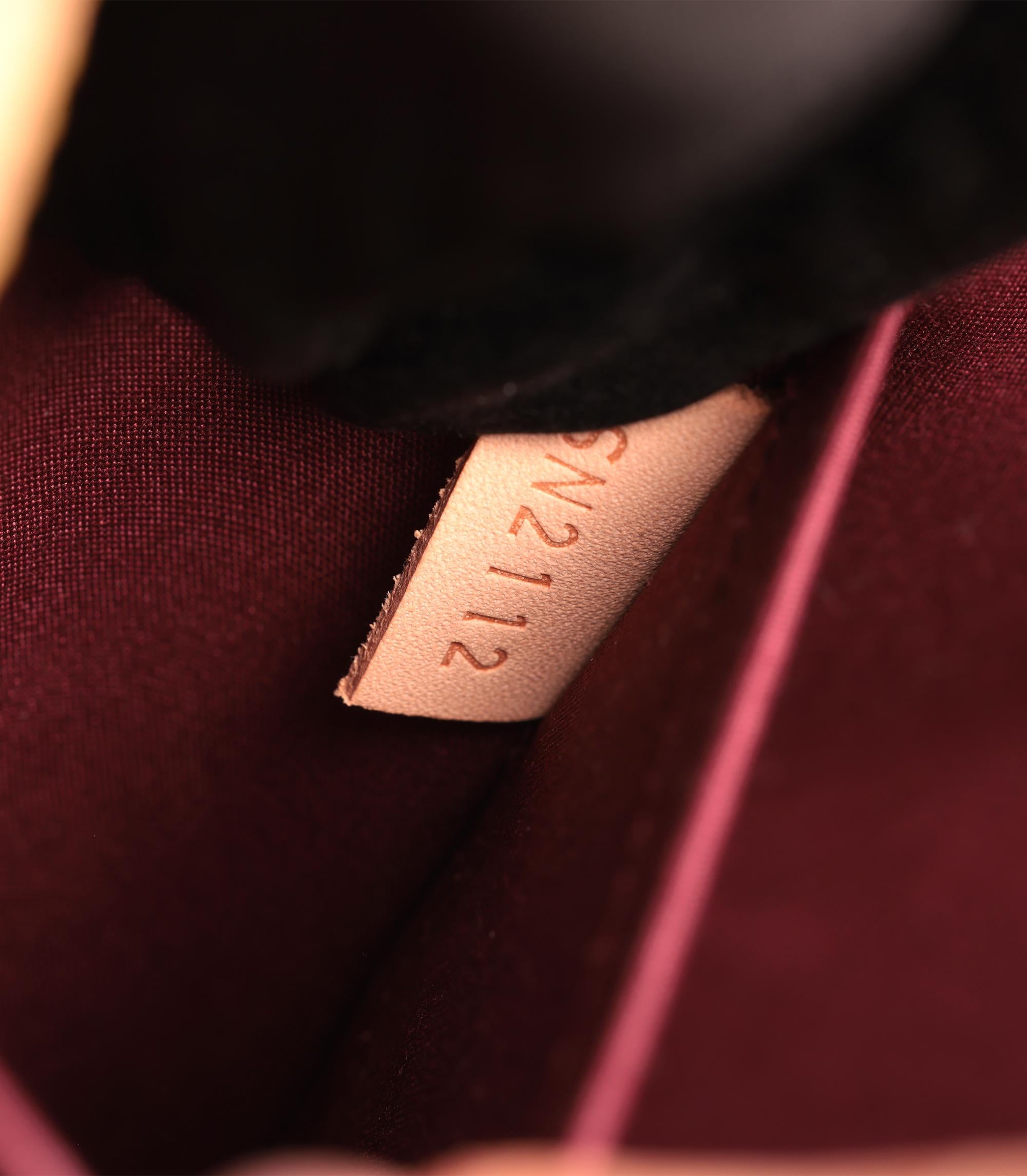 Louis Vuitton Amarante Vernis Leather Vintage Avalon PM 7