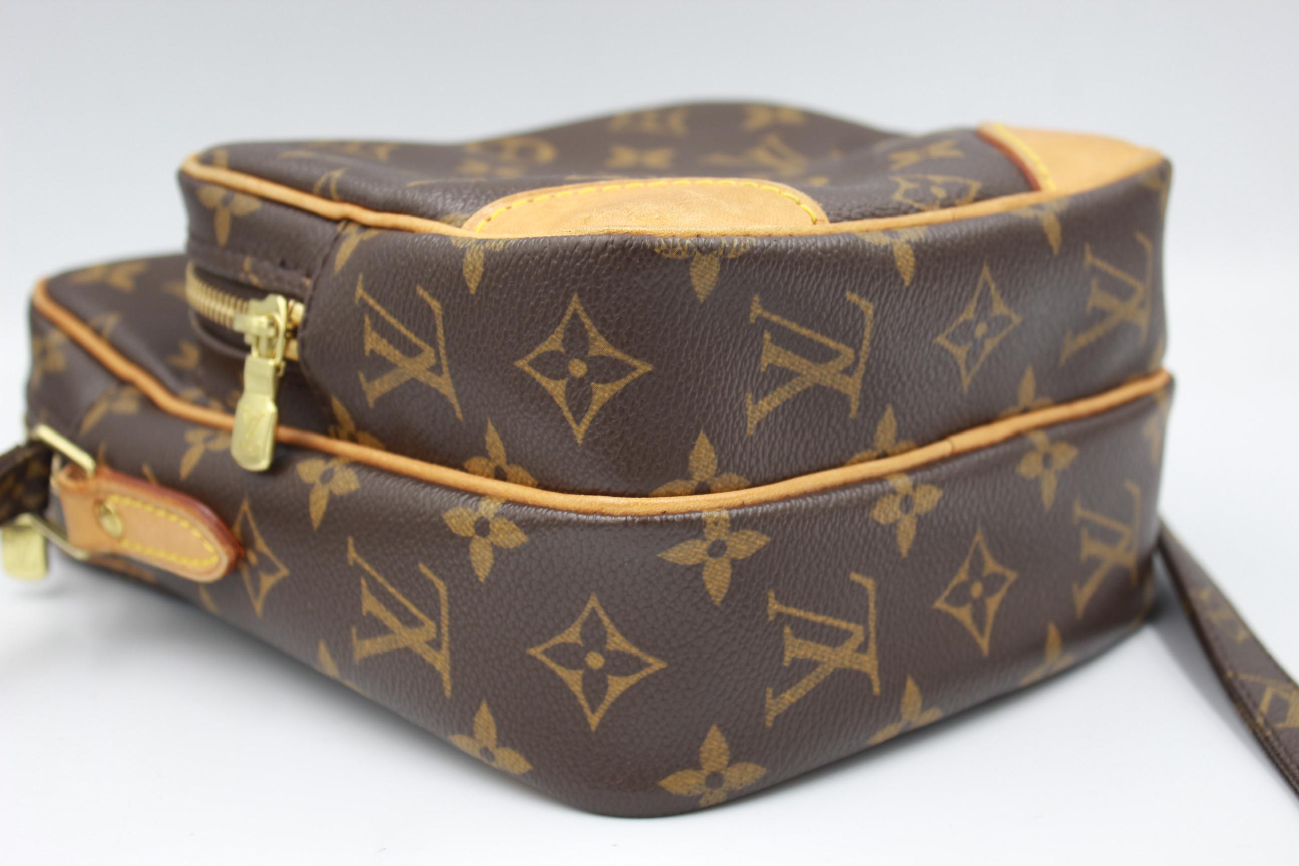 Louis Vuitton Amazone In Good Condition For Sale In Paris, FR