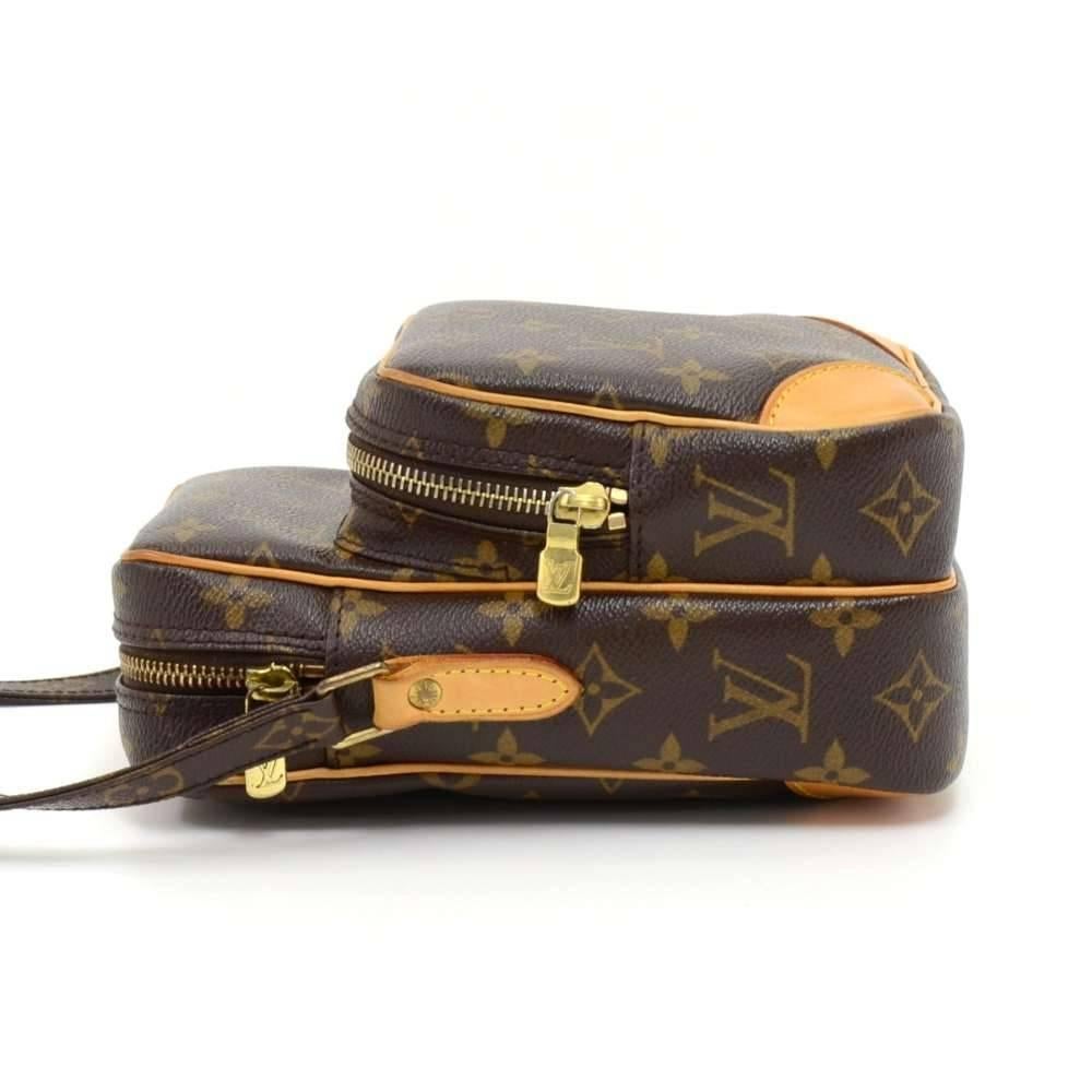 Louis Vuitton Amazone Monogram Canvas Messenger Bag In Good Condition In Fukuoka, Kyushu