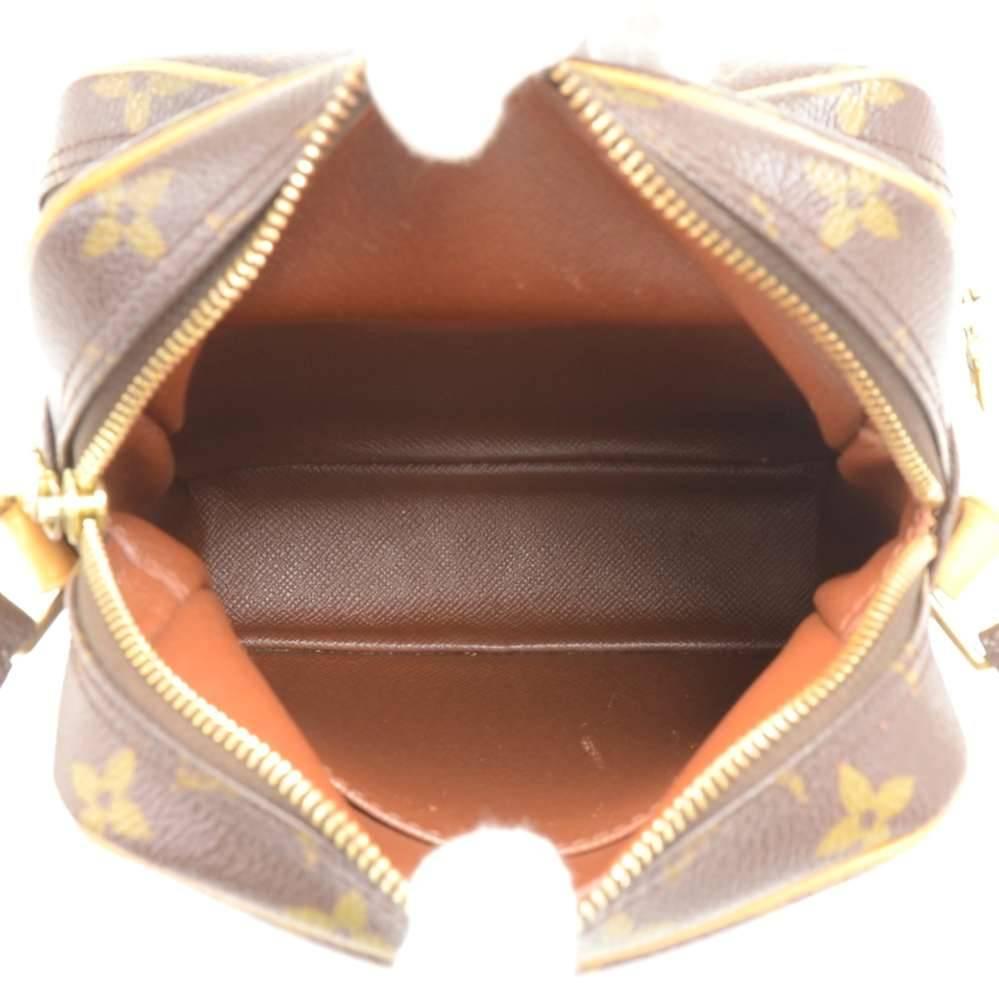 Louis Vuitton Amazone Monogram Canvas Messenger Bag 4