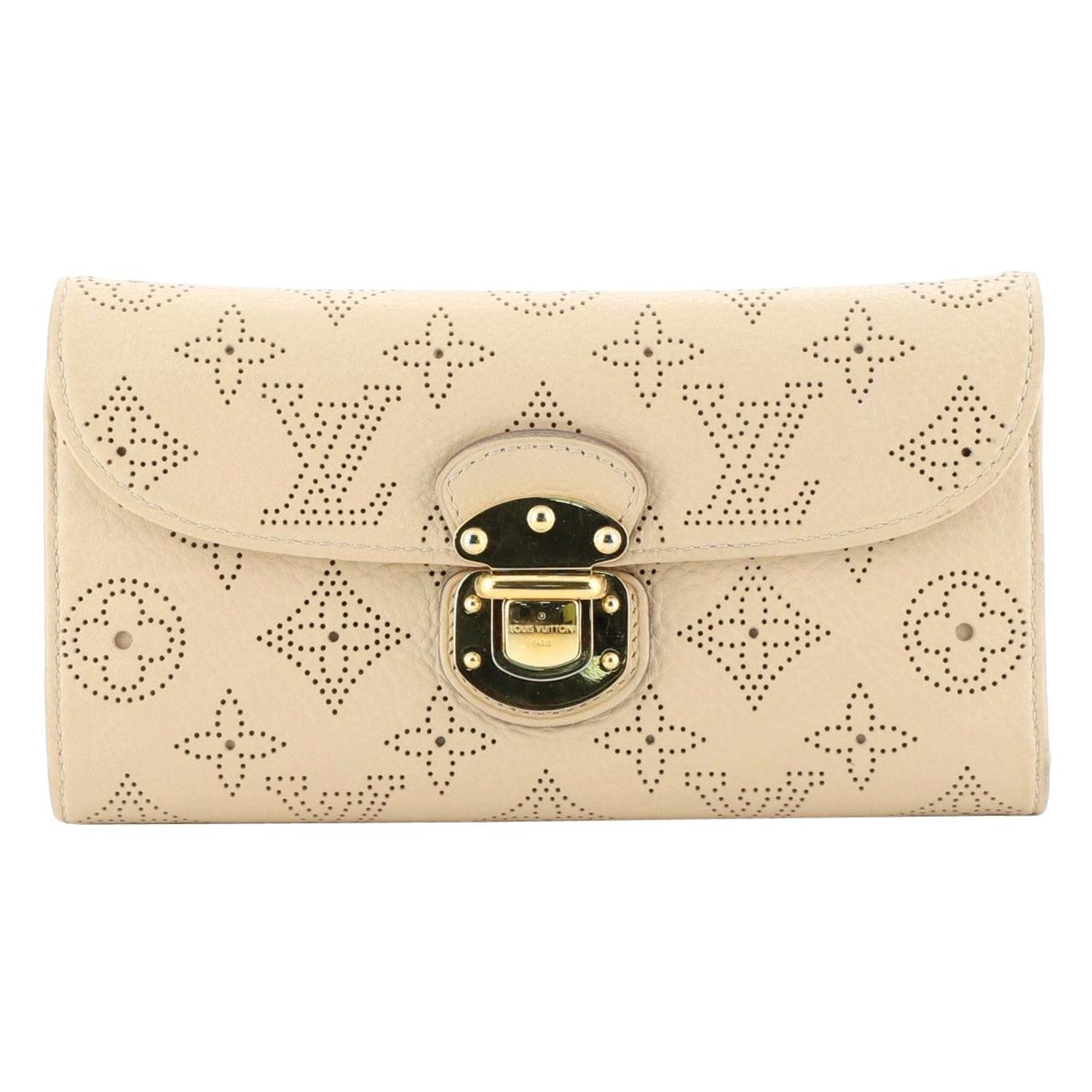 LOUIS VUITTON AMELIA WALLET IN MAHINA MONOGRAM LEATHER PERFORATED