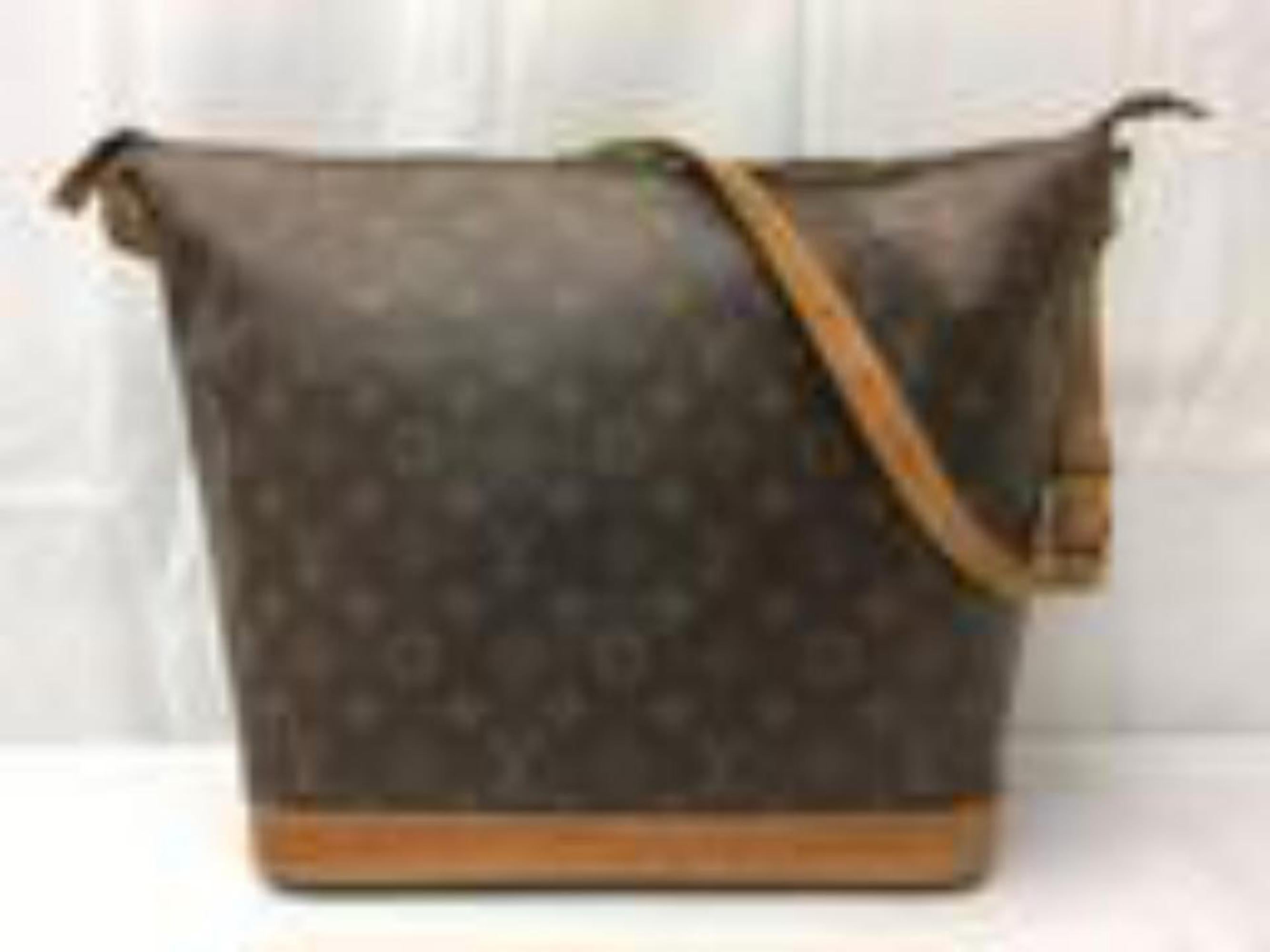 Black Louis Vuitton Amfar Sharon Stone Convertible Hobo 866290 Brown  Shoulder Bag For Sale