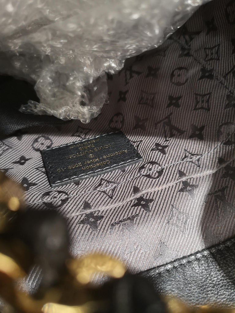 Louis Vuitton Anthracite gold studs shoulder handle bag For Sale