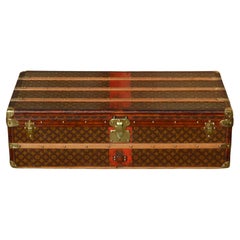 Louis Vuitton antique travel trunk c.1910