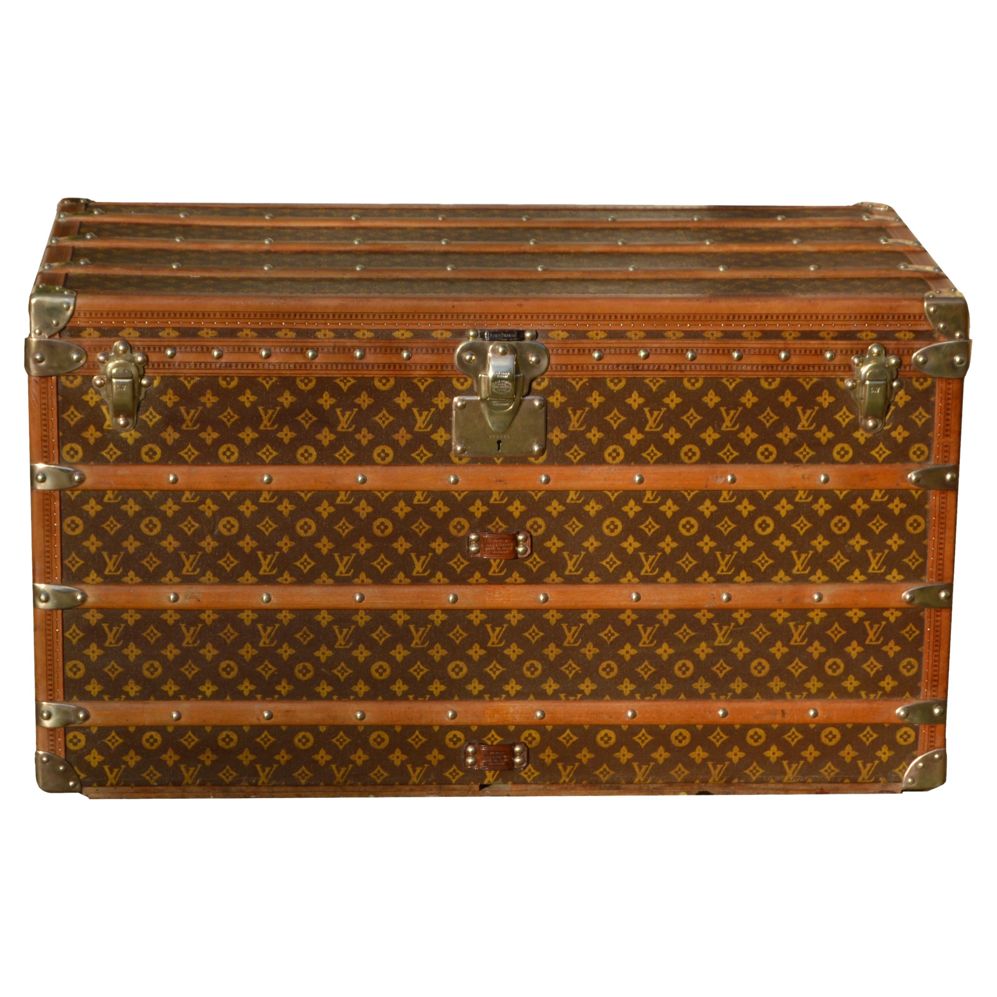 Louis Vuitton antique travel trunk c.1913  For Sale