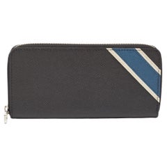 Louis Vuitton Antracite Nacre Taiga Leder-Brieftasche mit vertikalem Reißverschluss und Quaste