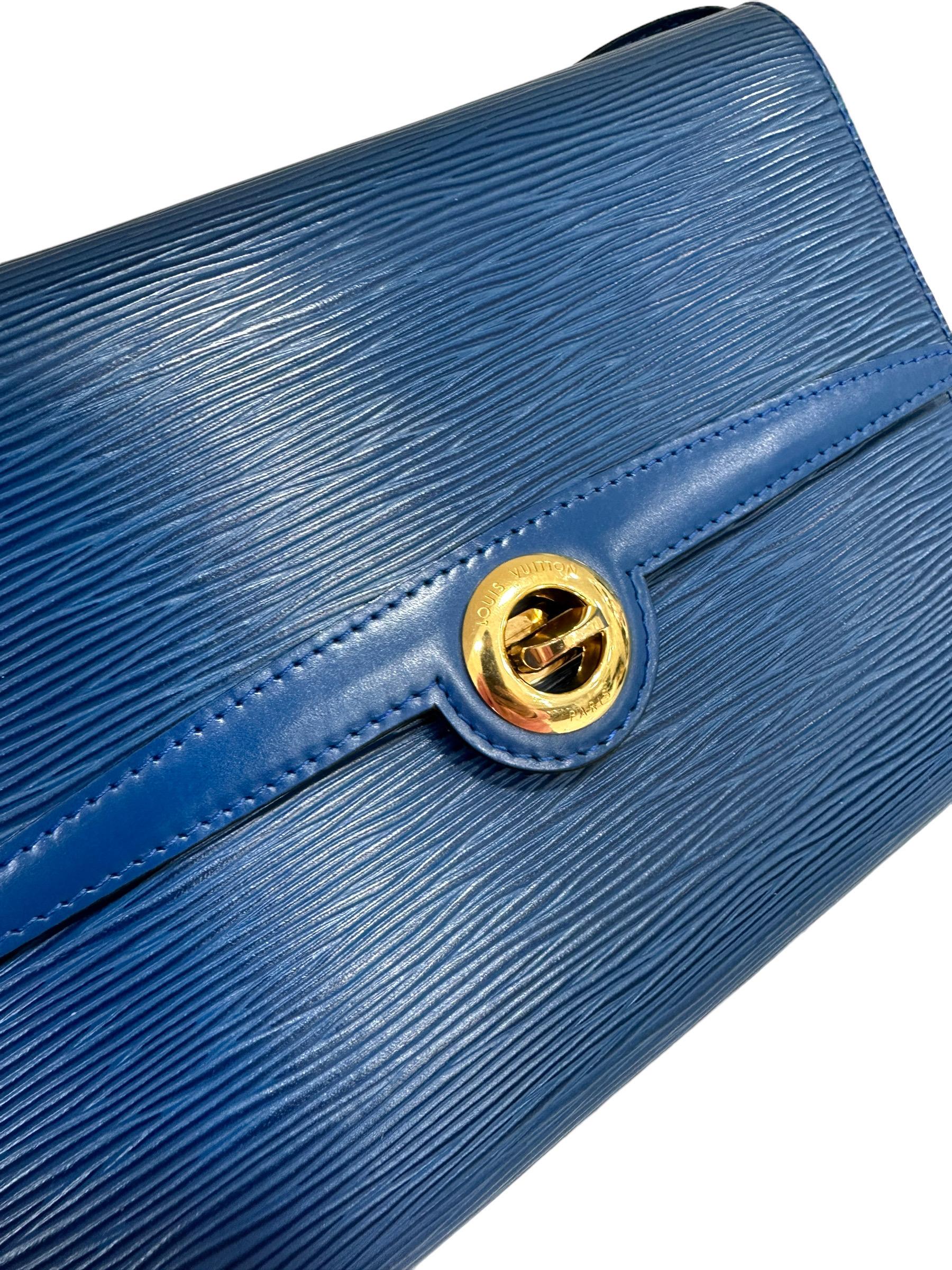Women's Louis Vuitton Arche PM Blue Epi Leather Shoulder Bag