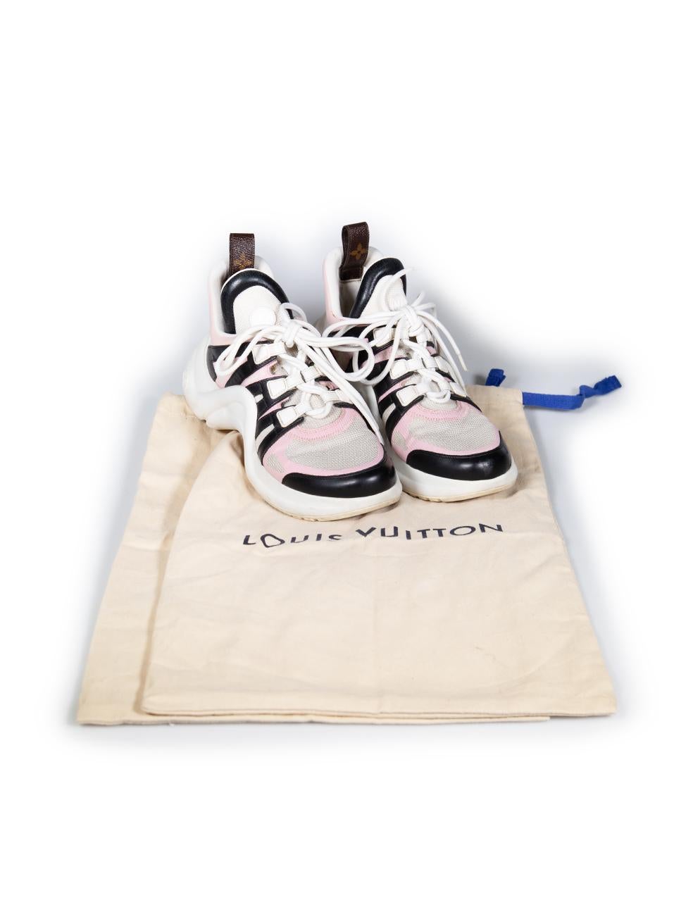 Baskets lourdes Archlight de Louis Vuitton, taille IT 39 Pour femmes en vente